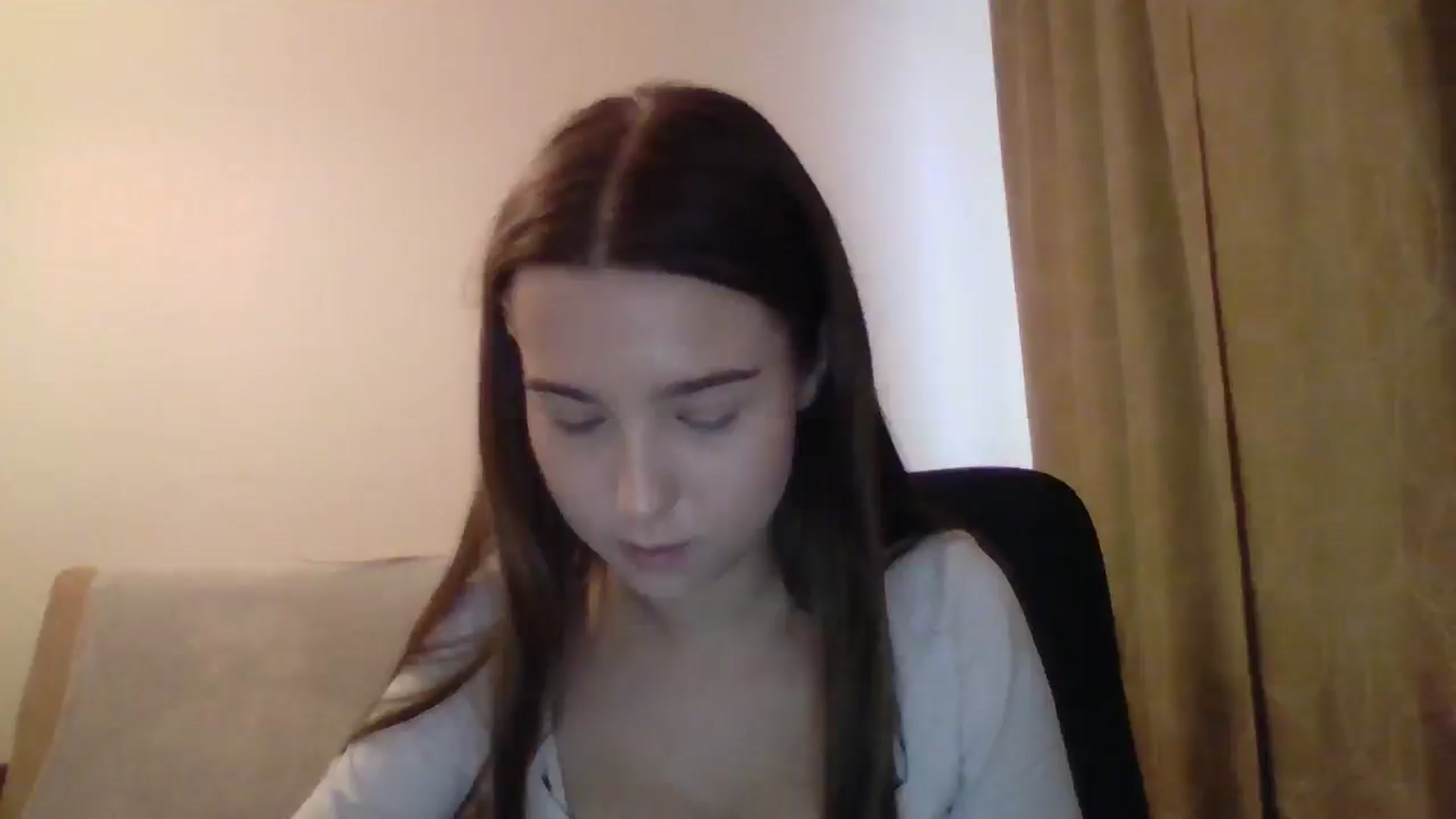Gallery image thumbnail from ElariaVee's myfreecams stream on, 11/04/2025, 12:12 image 18 of 20