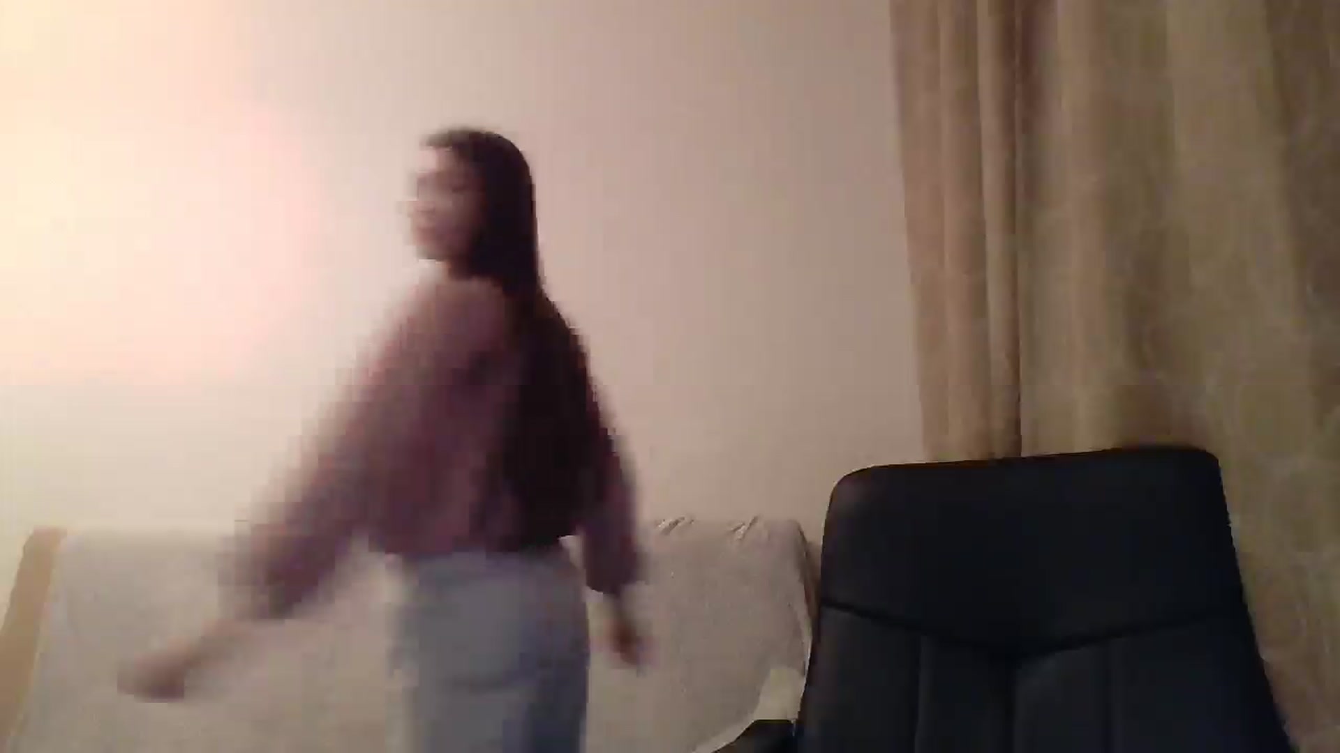 Gallery image thumbnail from ElariaVee's myfreecams stream on, 11/05/2025, 16:00 image 9 of 20