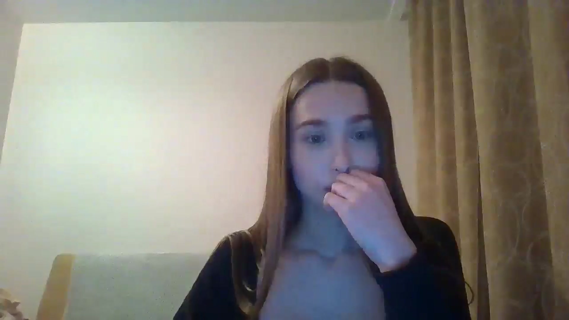 Gallery image thumbnail from ElariaVee's myfreecams stream on, 11/12/2025, 15:04 image 3 of 20