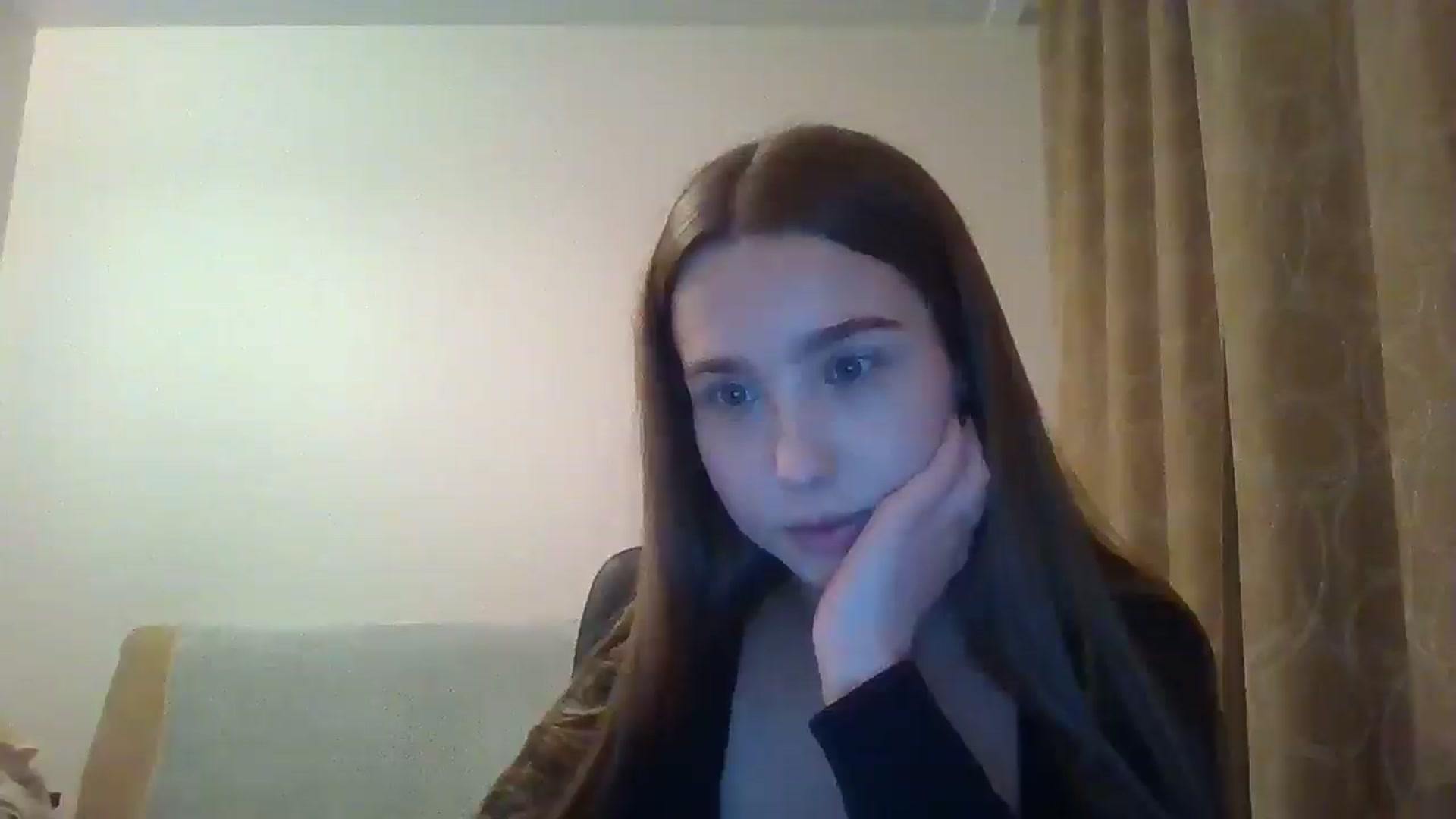 Gallery image thumbnail from ElariaVee's myfreecams stream on, 11/12/2025, 15:04 image 10 of 20