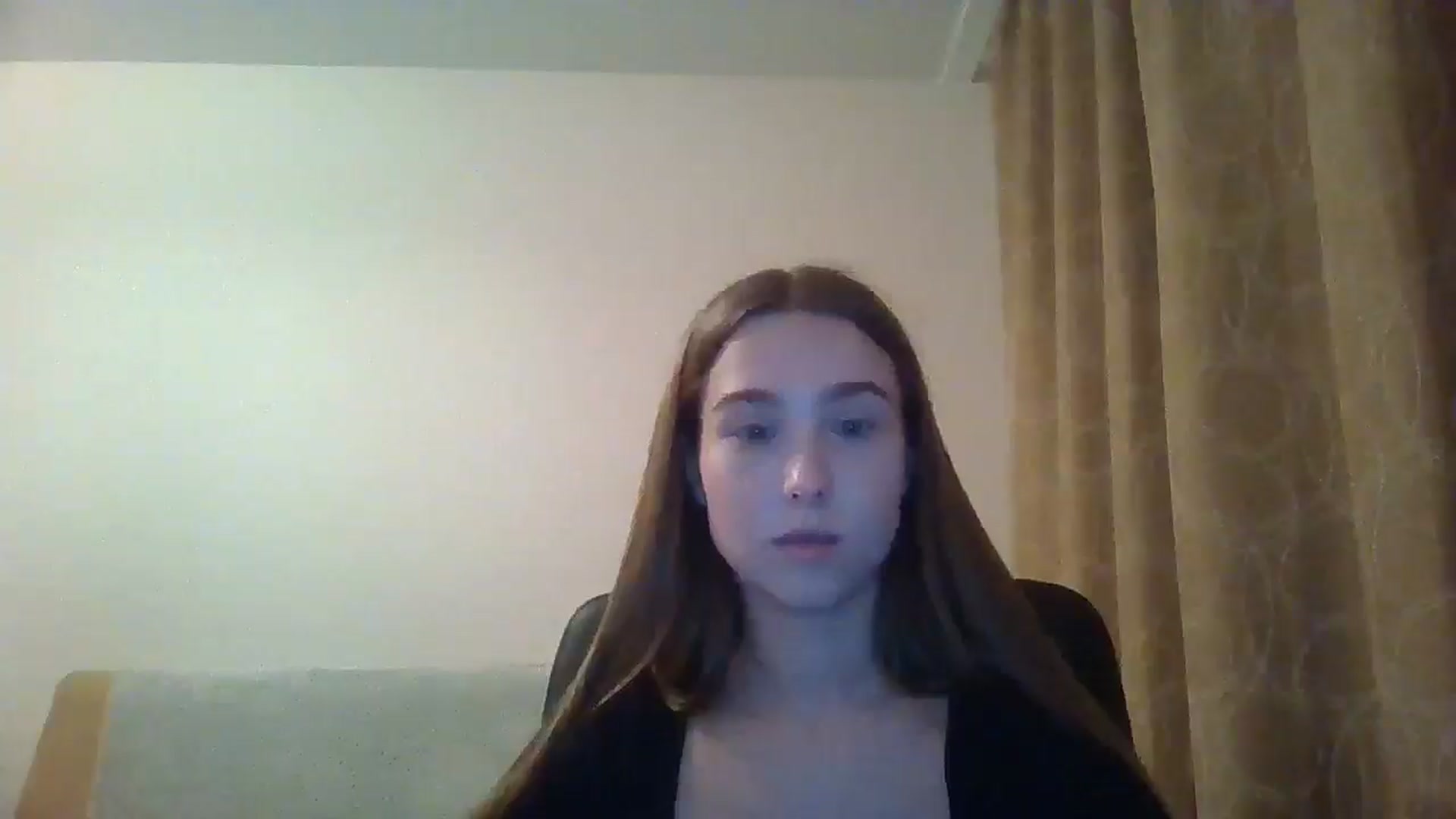 Gallery image thumbnail from ElariaVee's myfreecams stream on, 11/12/2025, 15:43 image 9 of 20