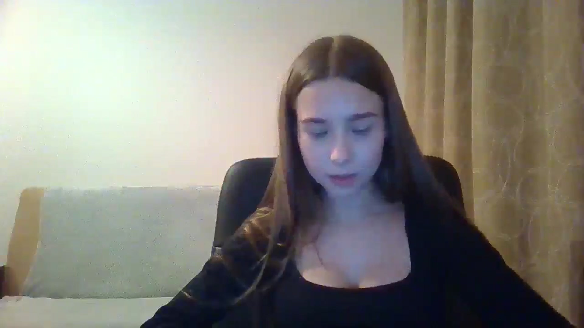 Gallery image thumbnail from ElariaVee's myfreecams stream on, 11/12/2025, 16:27 image 14 of 20