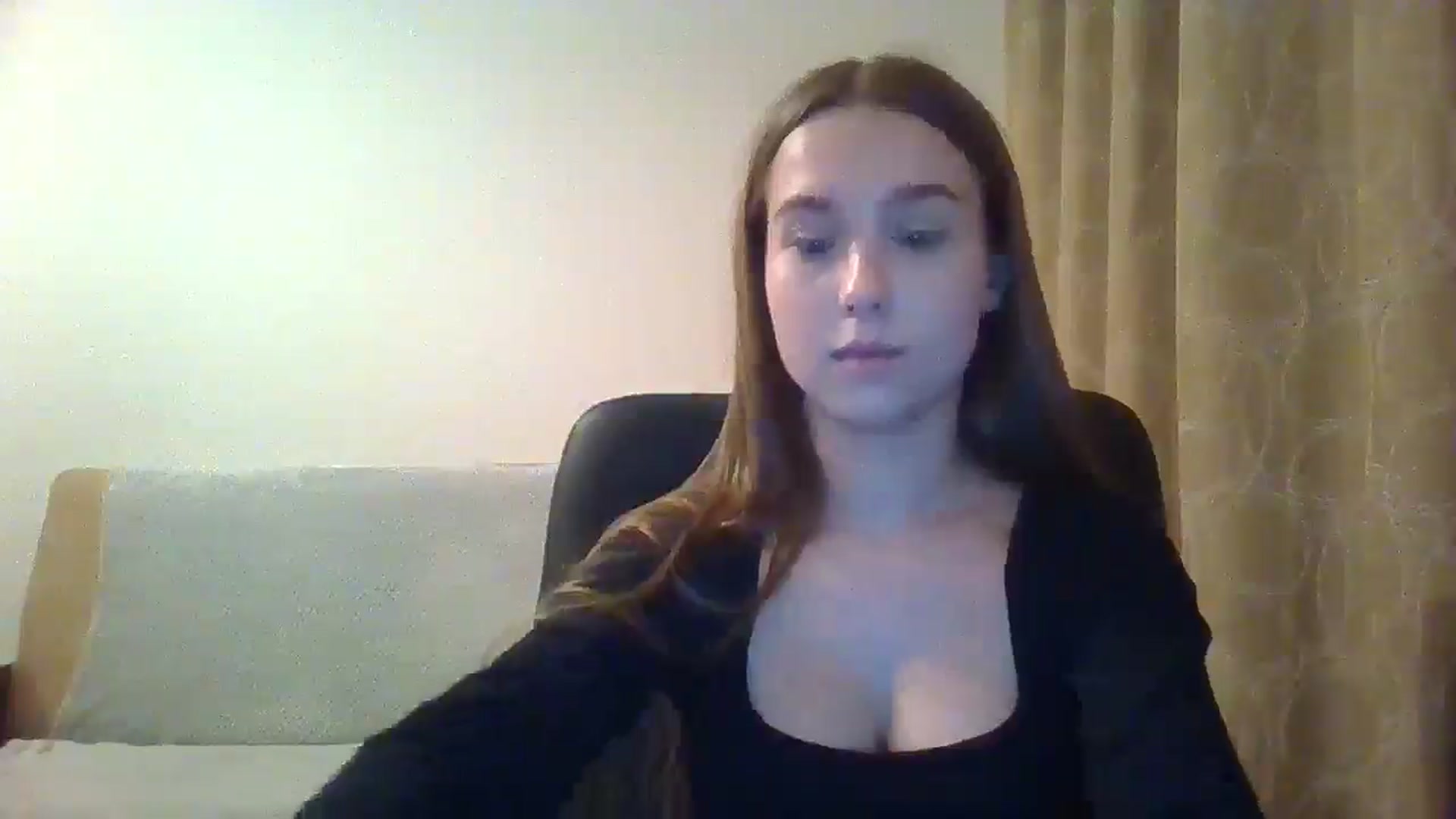 Gallery image thumbnail from ElariaVee's myfreecams stream on, 11/12/2025, 16:27 image 6 of 20