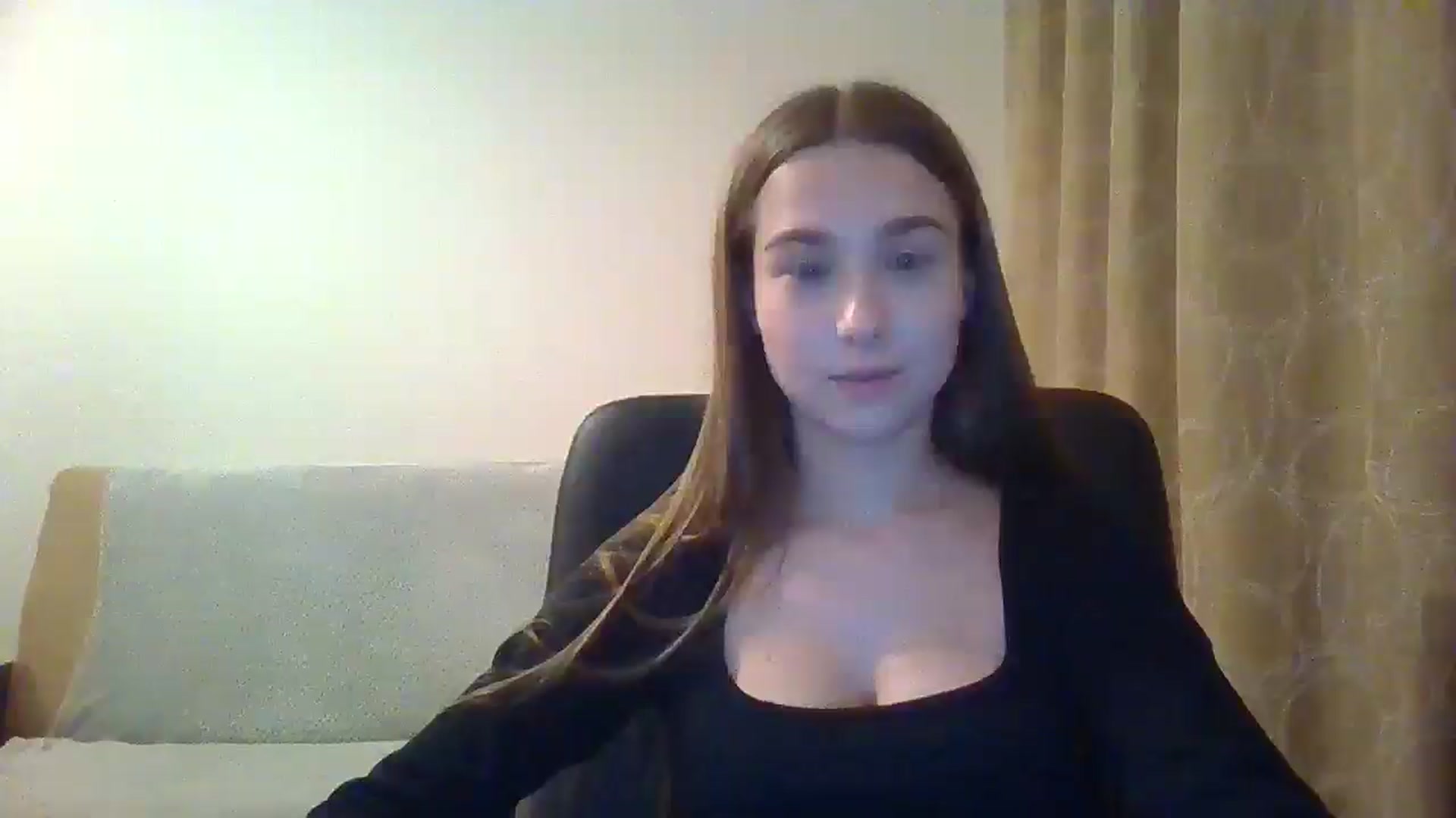 Gallery image thumbnail from ElariaVee's myfreecams stream on, 11/12/2025, 16:27 image 7 of 20