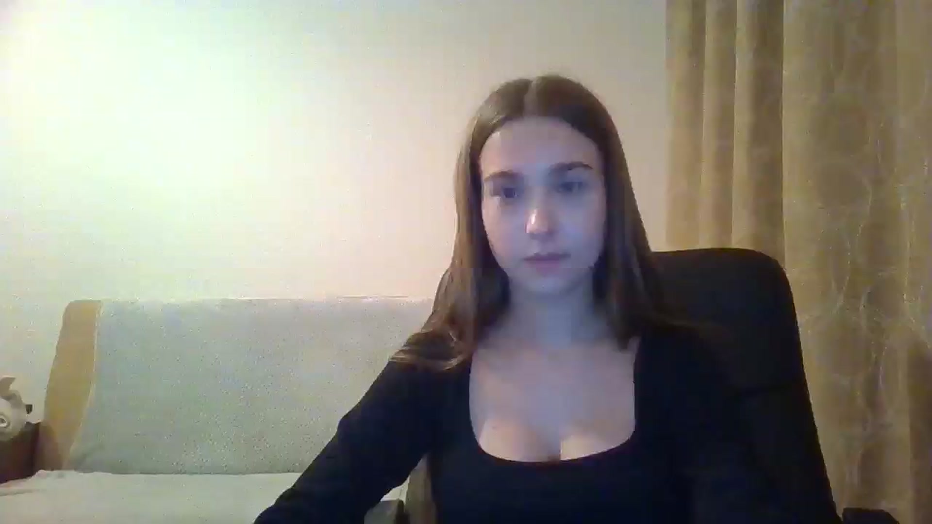 Gallery image thumbnail from ElariaVee's myfreecams stream on, 11/12/2025, 17:05 image 13 of 20
