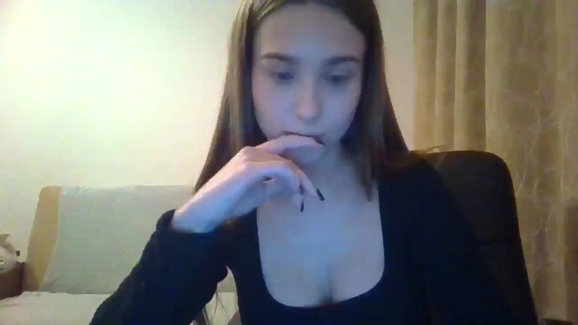 Gallery image thumbnail from ElariaVee's myfreecams stream on, 11/12/2025, 17:05 image 14 of 20