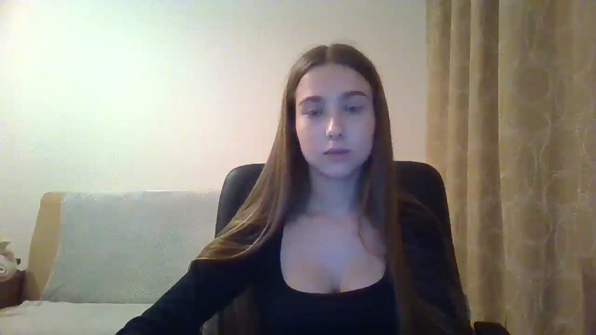 Gallery image thumbnail from ElariaVee's myfreecams stream on, 11/12/2025, 17:05 image 8 of 20