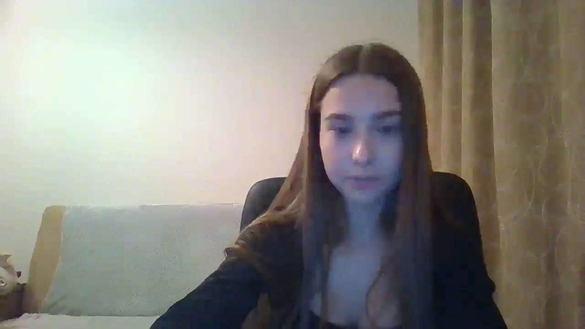 Gallery image thumbnail from ElariaVee's myfreecams stream on, 11/12/2025, 17:41 image 5 of 20