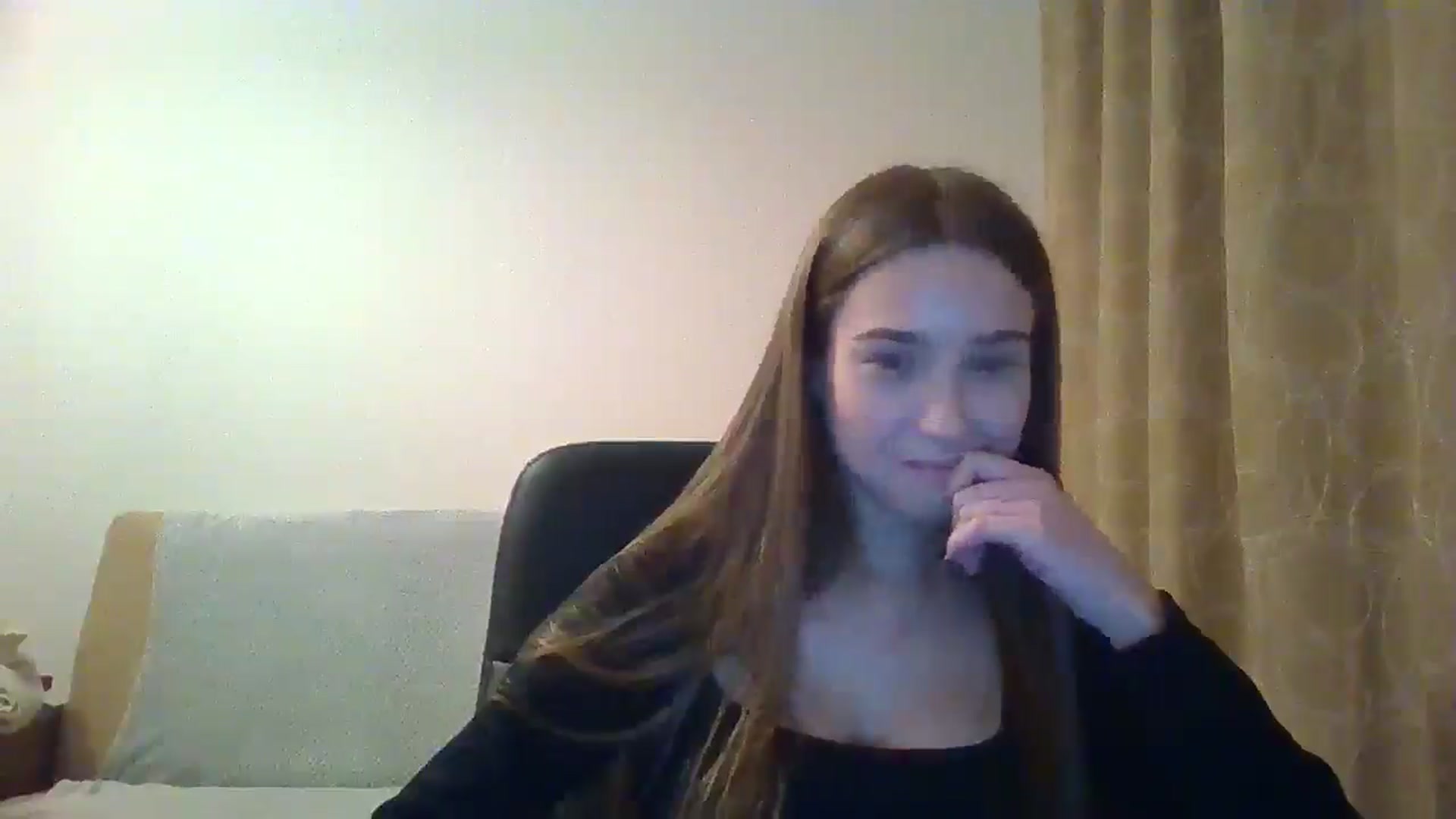 Gallery image thumbnail from ElariaVee's myfreecams stream on, 11/12/2025, 17:41 image 2 of 20