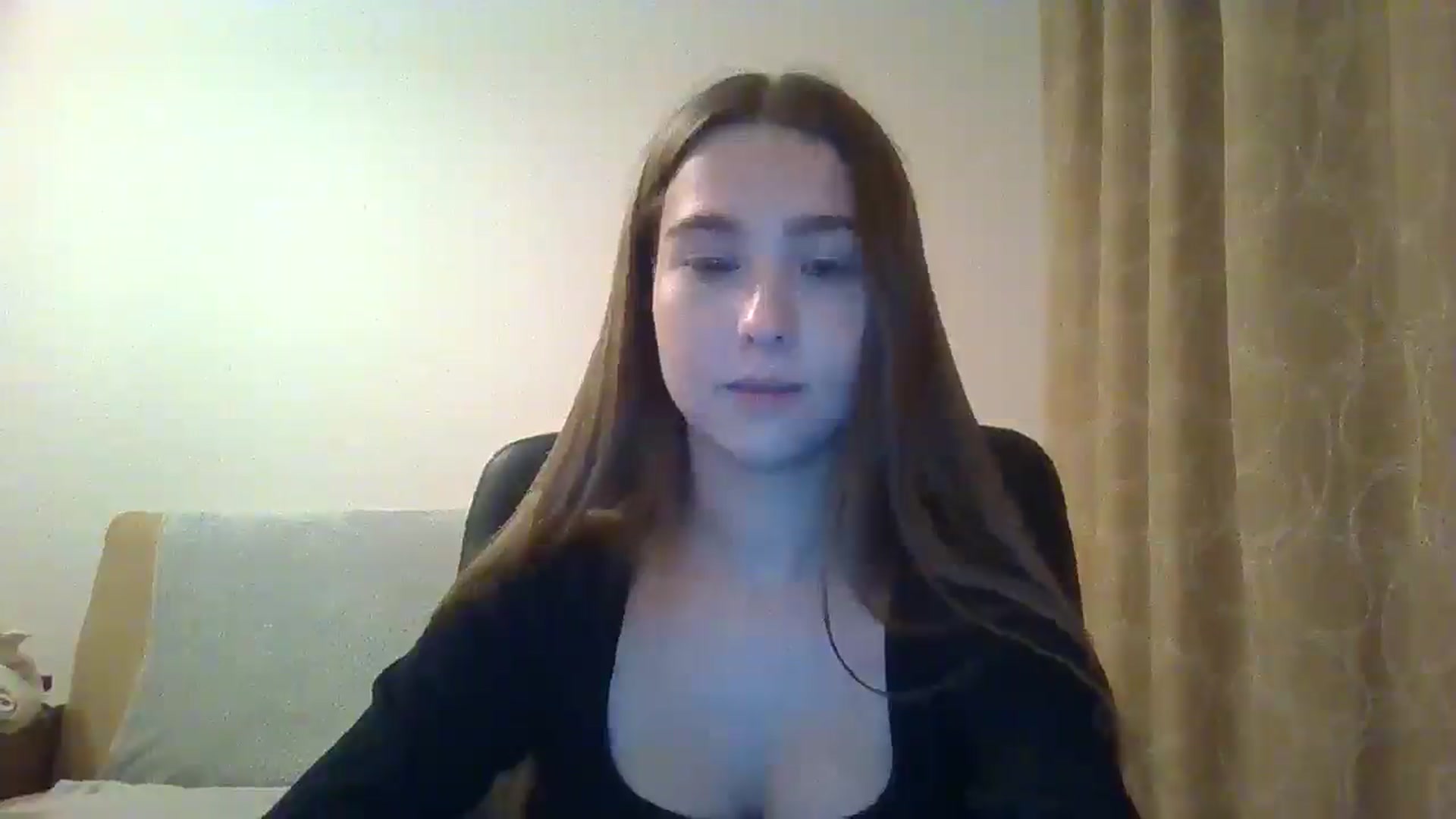 Gallery image thumbnail from ElariaVee's myfreecams stream on, 11/12/2025, 17:41 image 16 of 20