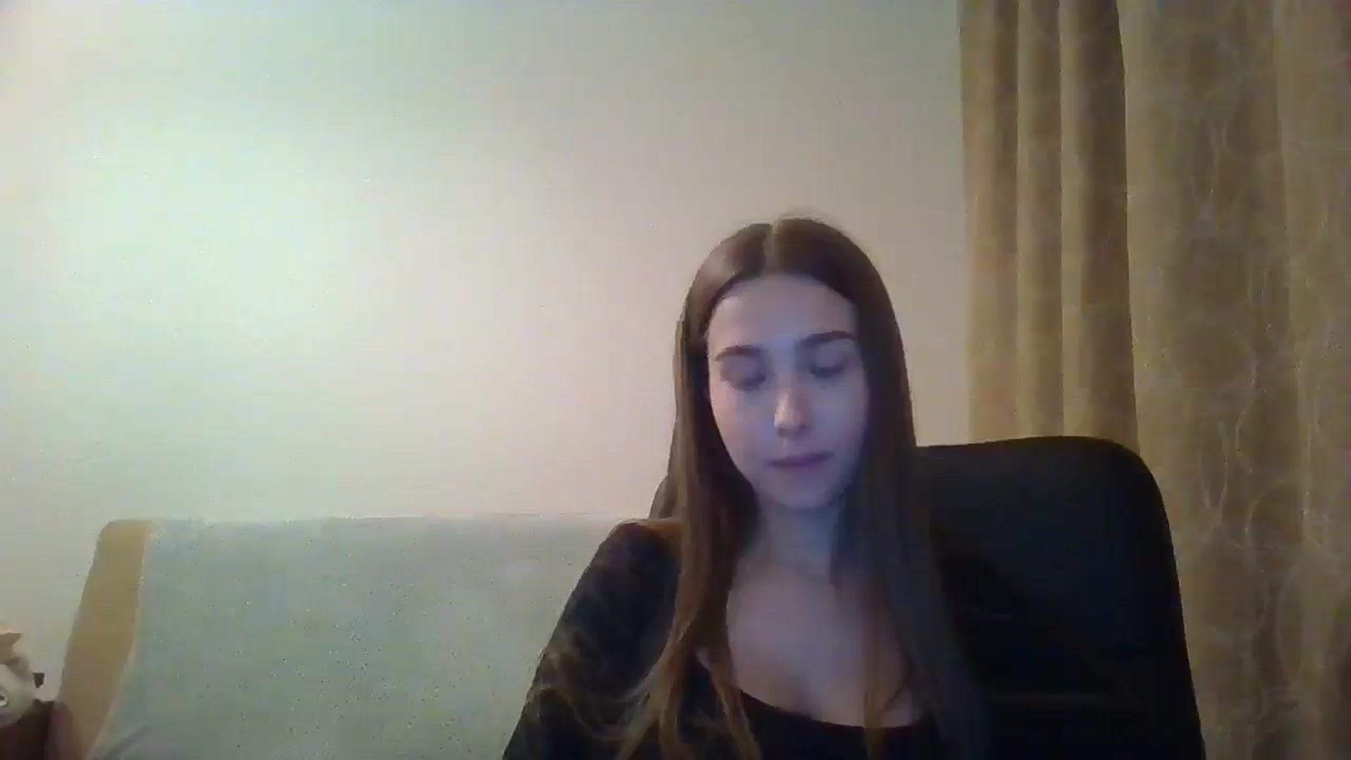 Gallery image thumbnail from ElariaVee's myfreecams stream on, 11/12/2025, 18:18 image 2 of 20