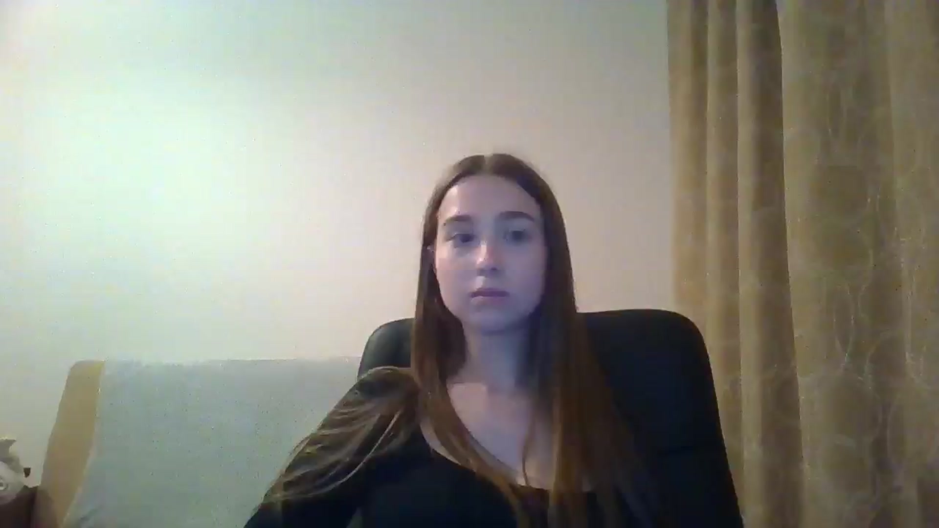 Gallery image thumbnail from ElariaVee's myfreecams stream on, 11/12/2025, 18:18 image 1 of 20