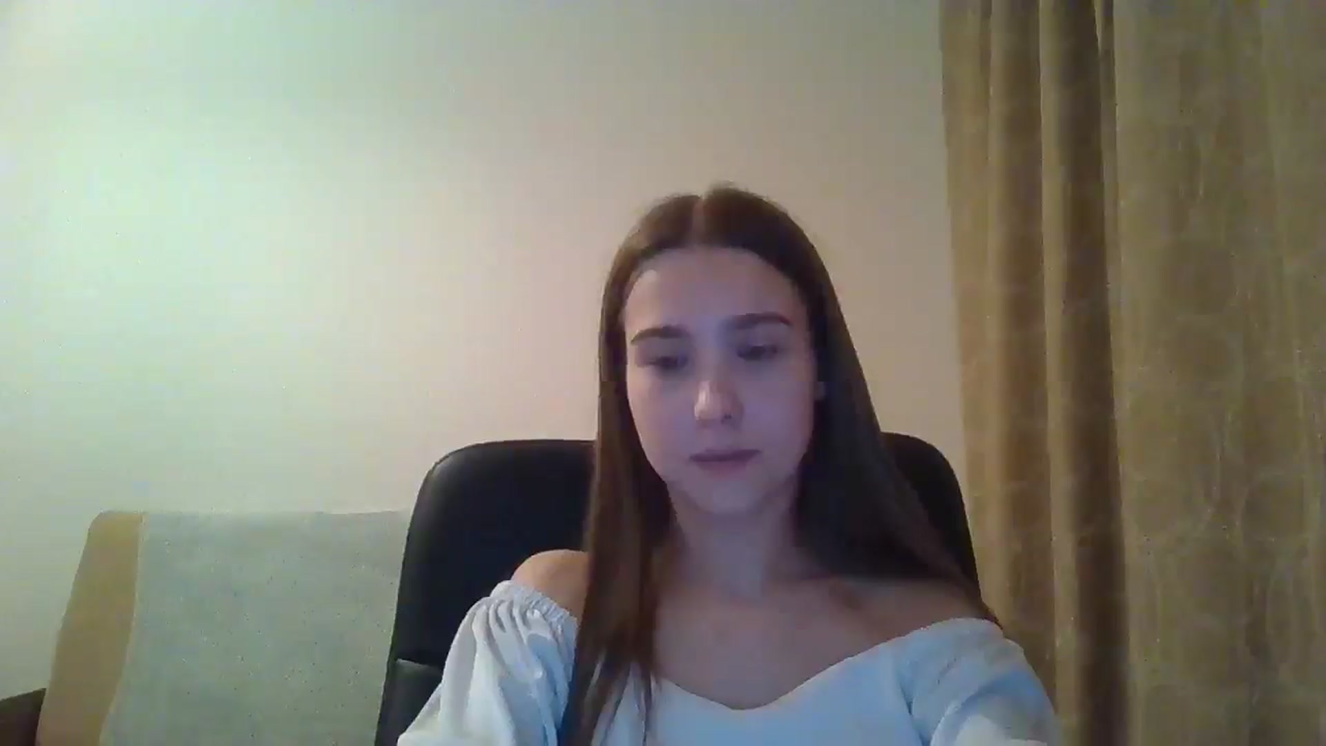 Gallery image thumbnail from ElariaVee's myfreecams stream on, 11/14/2025, 19:13 image 15 of 20