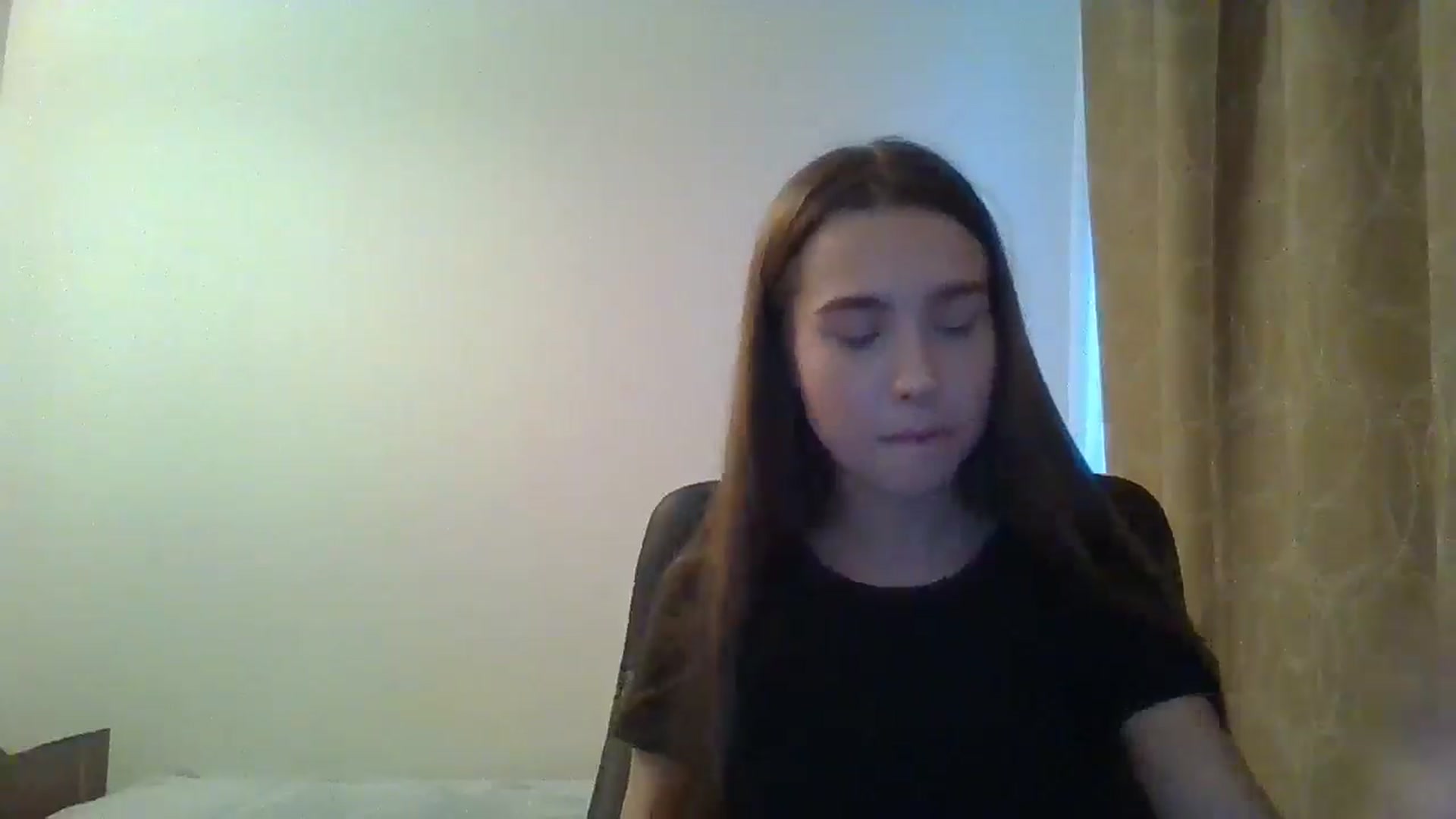 Gallery image thumbnail from ElariaVee's myfreecams stream on, 11/16/2025, 13:36 image 17 of 20