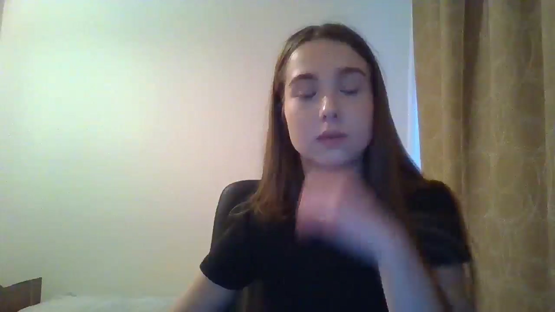 Gallery image thumbnail from ElariaVee's myfreecams stream on, 11/16/2025, 13:49 image 20 of 20