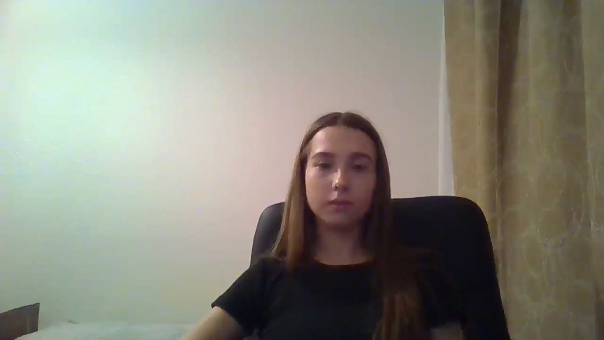 Gallery image thumbnail from ElariaVee's myfreecams stream on, 11/16/2025, 14:37 image 14 of 20