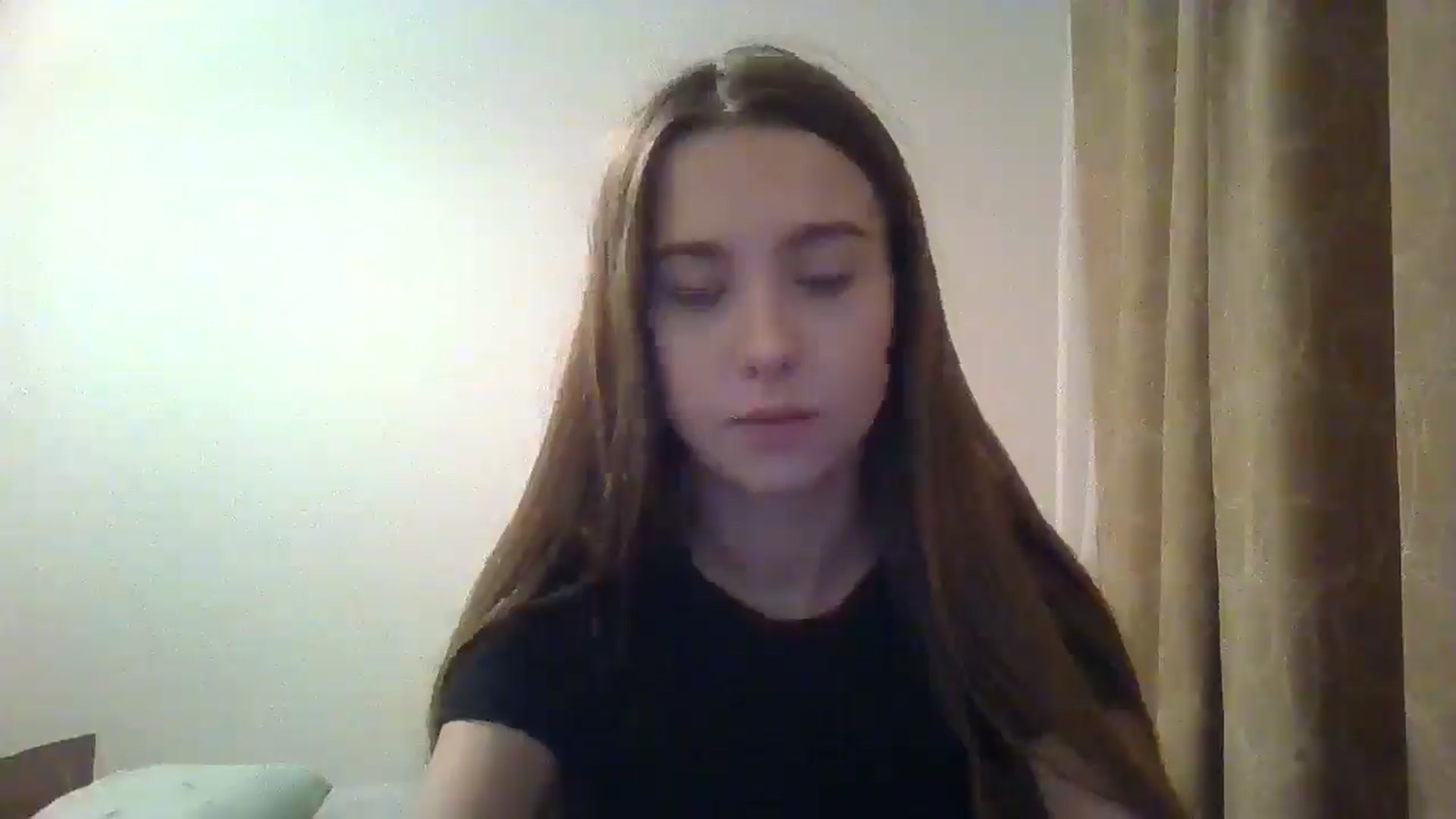 Gallery image thumbnail from ElariaVee's myfreecams stream on, 11/16/2025, 15:37 image 5 of 20