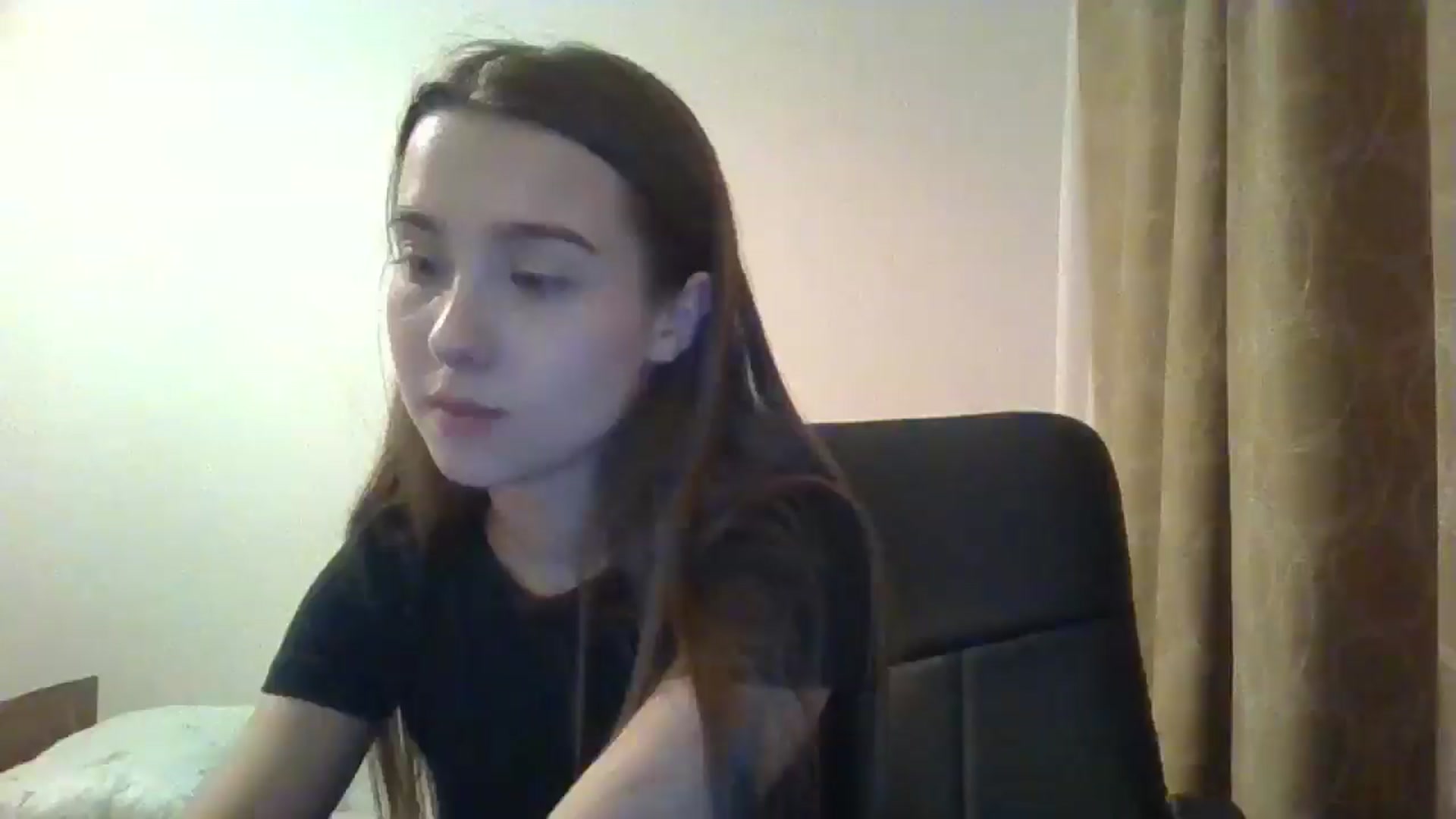 Gallery image thumbnail from ElariaVee's myfreecams stream on, 11/16/2025, 16:44 image 2 of 20