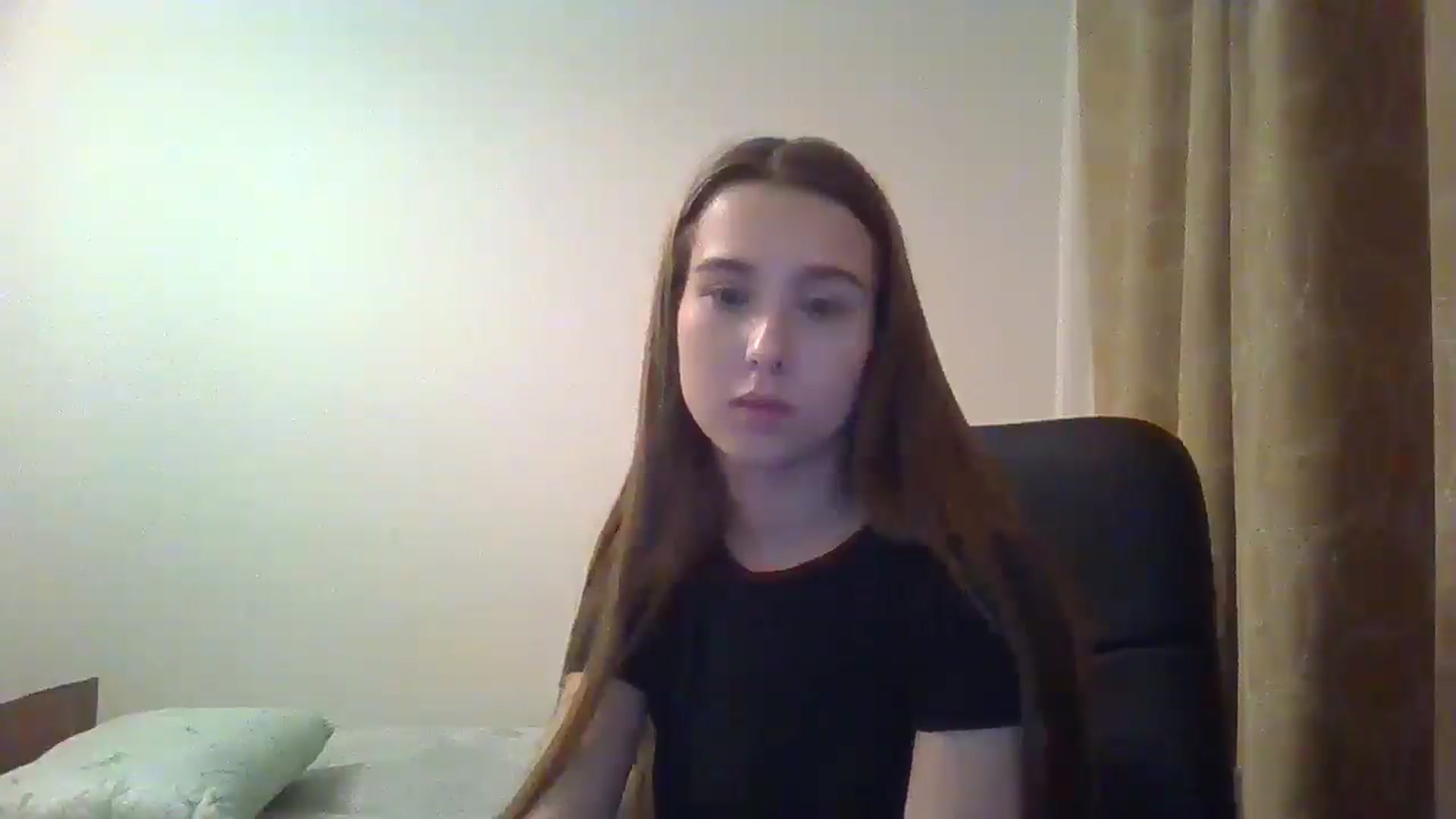 Gallery image thumbnail from ElariaVee's myfreecams stream on, 11/16/2025, 16:44 image 17 of 20