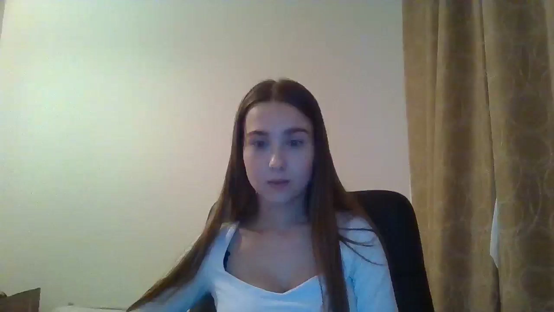 Gallery image thumbnail from ElariaVee's myfreecams stream on, 11/19/2025, 15:00 image 5 of 20