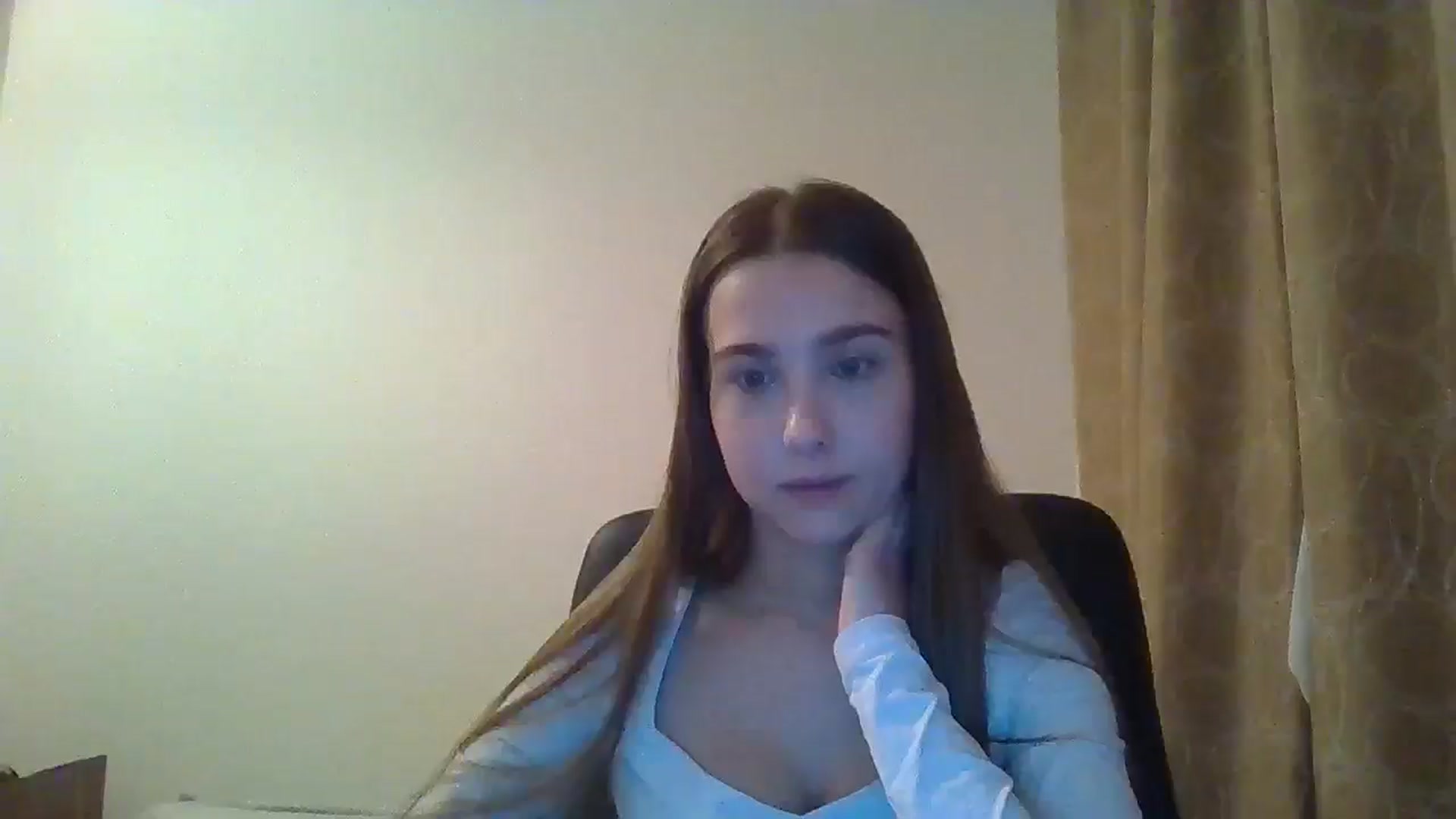 Gallery image thumbnail from ElariaVee's myfreecams stream on, 11/19/2025, 15:00 image 9 of 20