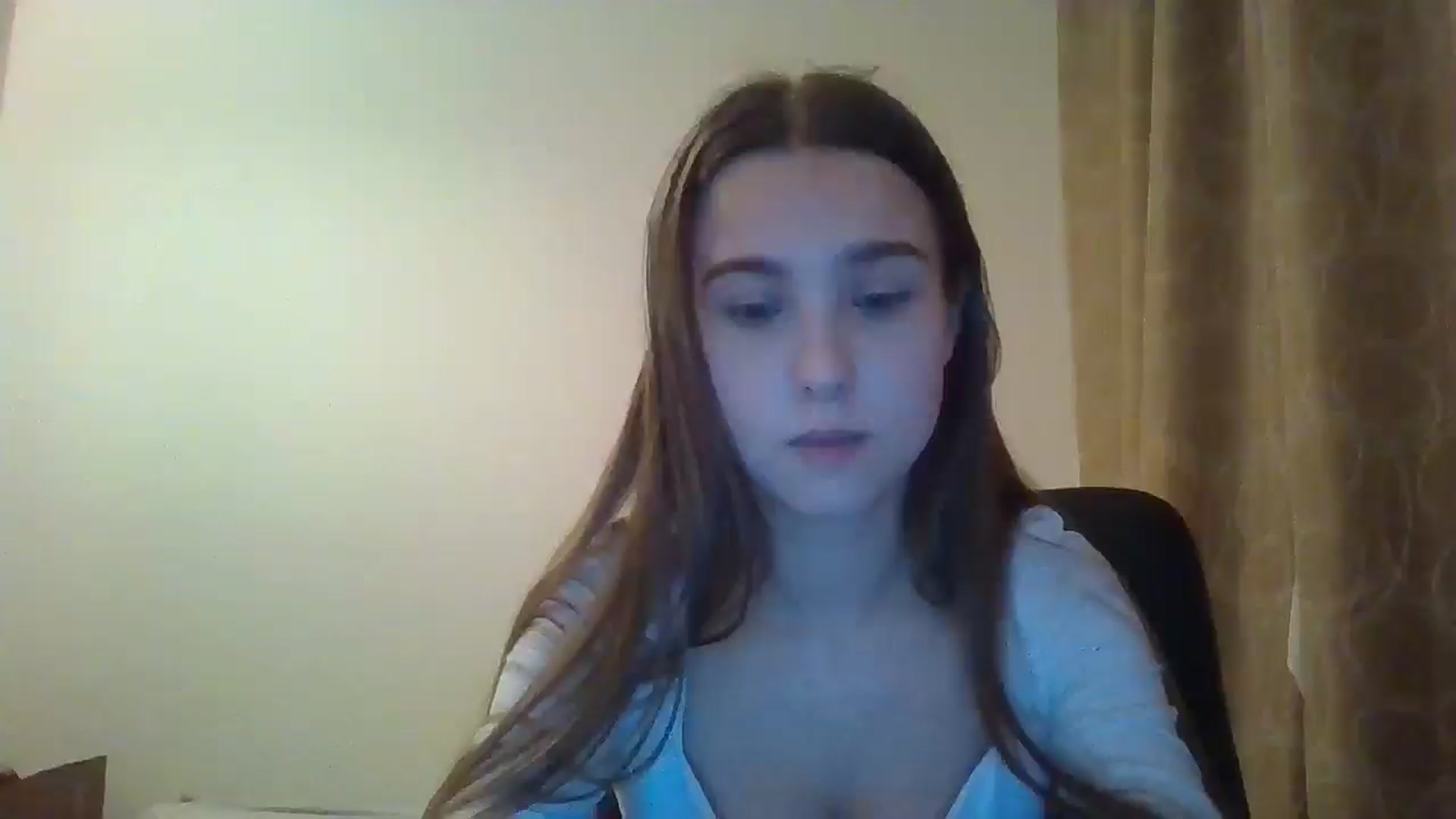 Gallery image thumbnail from ElariaVee's myfreecams stream on, 11/19/2025, 16:07 image 4 of 20