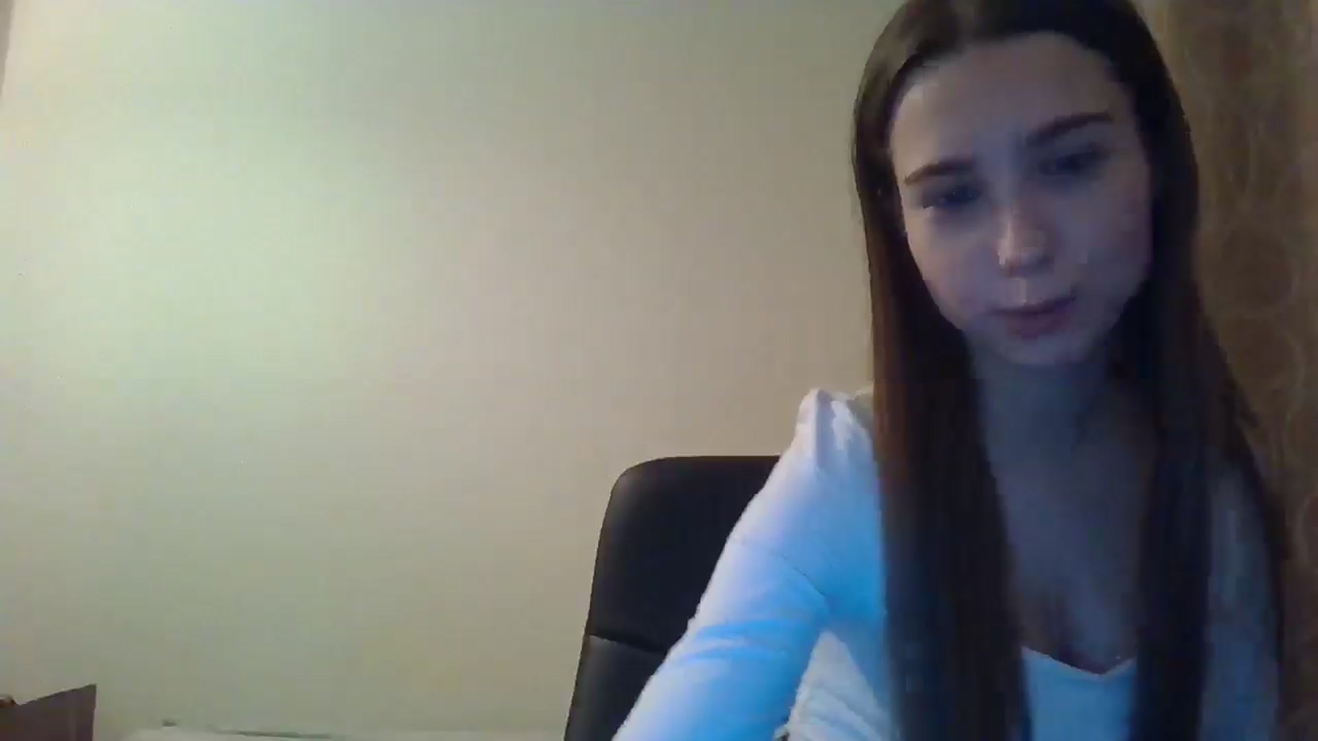 Gallery image thumbnail from ElariaVee's myfreecams stream on, 11/19/2025, 16:07 image 16 of 20