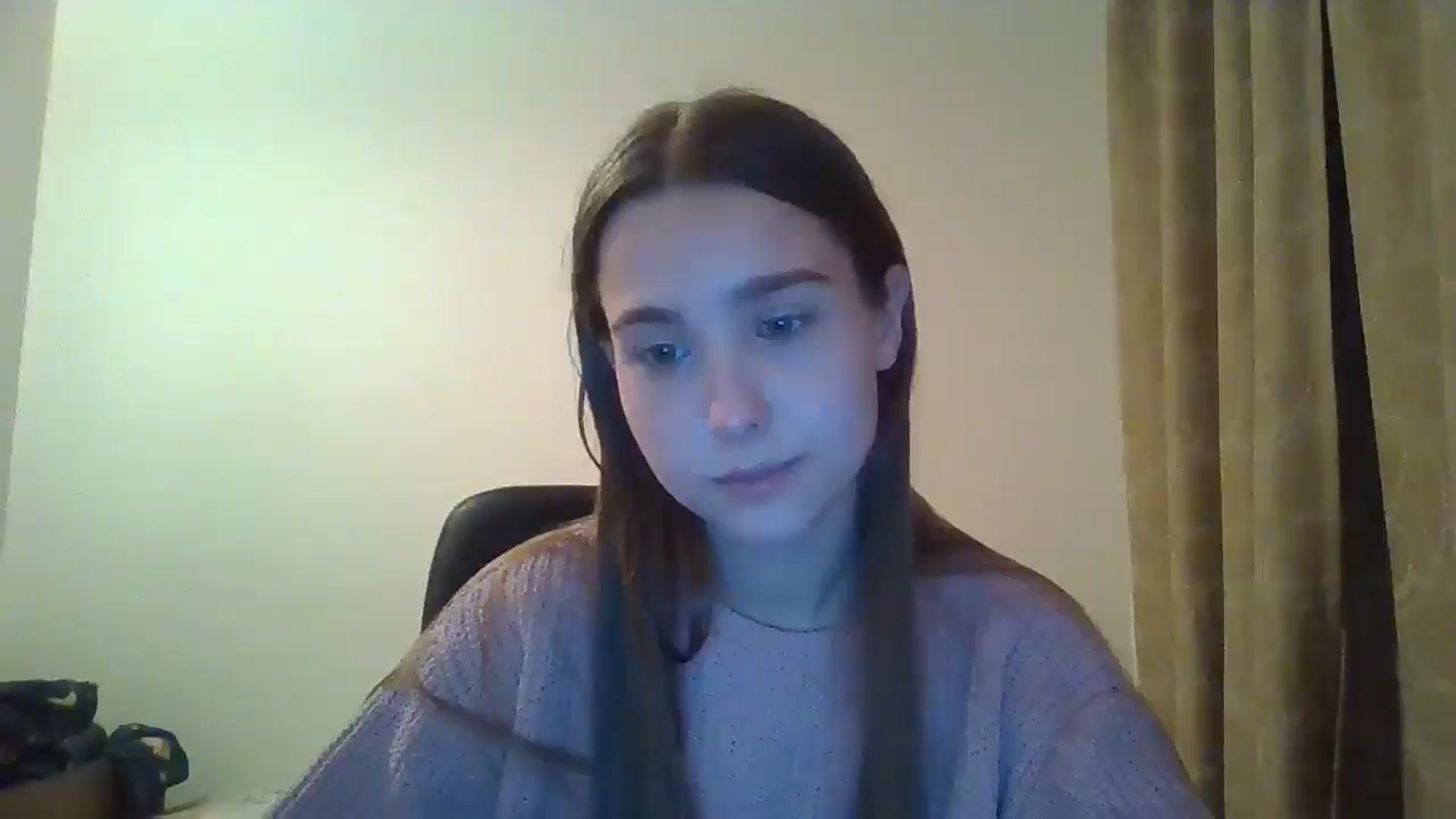 Gallery image thumbnail from ElariaVee's myfreecams stream on, 11/22/2025, 18:04 image 17 of 20