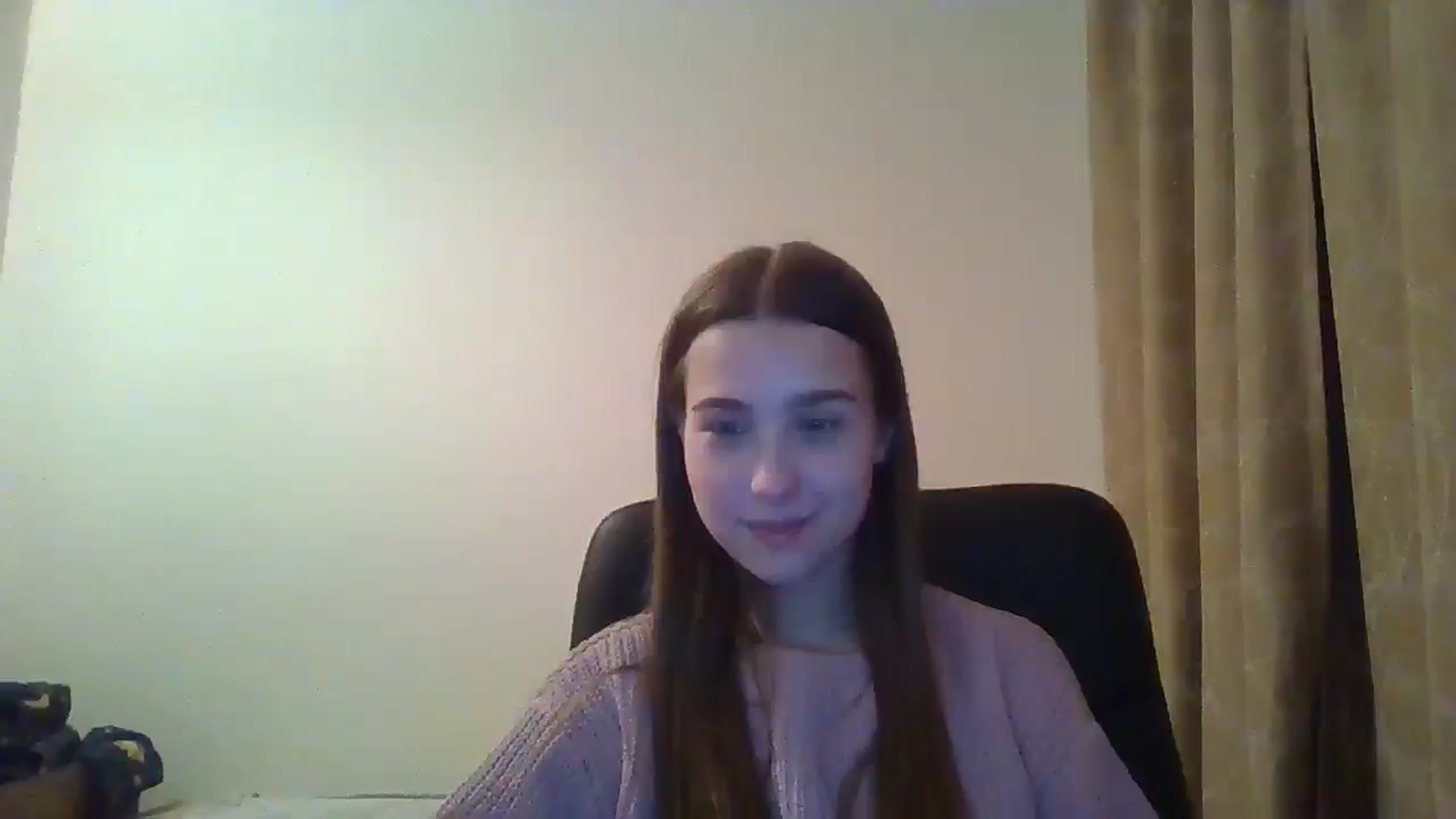 Gallery image thumbnail from ElariaVee's myfreecams stream on, 11/22/2025, 18:57 image 19 of 20