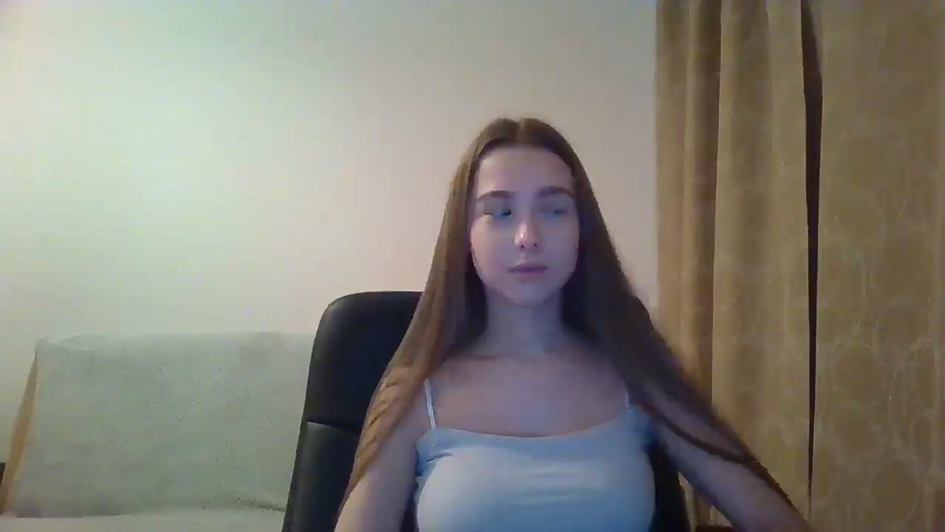 Gallery image thumbnail from ElariaVee's myfreecams stream on, 11/25/2025, 18:53 image 13 of 20