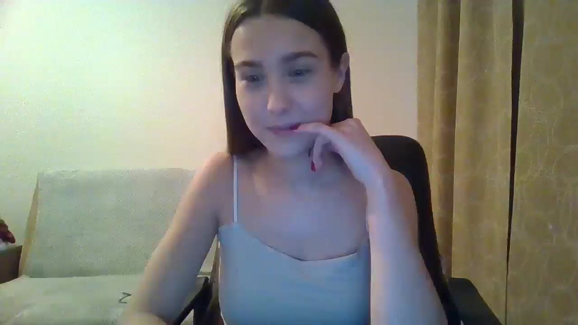 Gallery image thumbnail from ElariaVee's myfreecams stream on, 11/25/2025, 20:20 image 1 of 20
