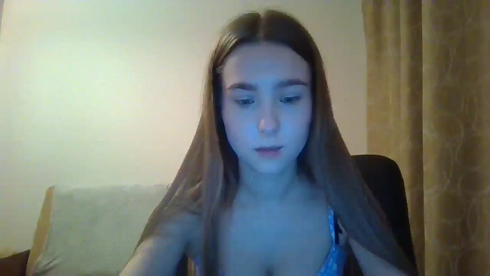 Gallery image thumbnail from ElariaVee's myfreecams stream on, 12/03/2025, 15:37 image 5 of 20