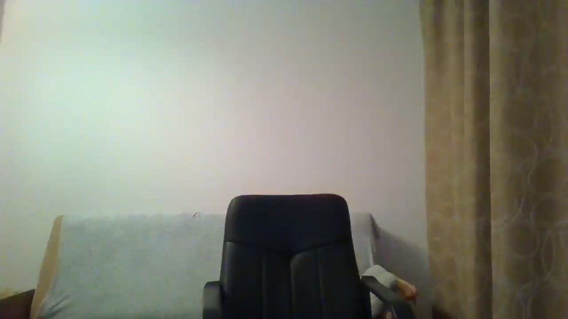 Gallery image thumbnail from ElariaVee's myfreecams stream on, 12/03/2025, 15:37 image 9 of 20