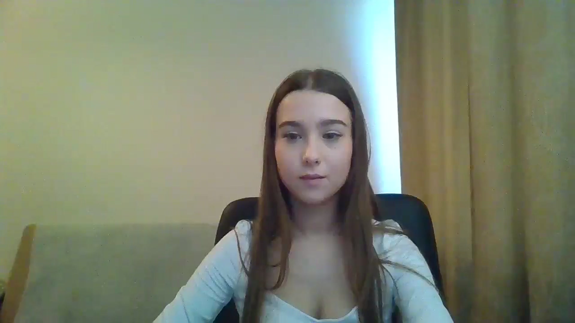 Gallery image thumbnail from ElariaVee's myfreecams stream on, 12/18/2025, 12:40 image 16 of 20