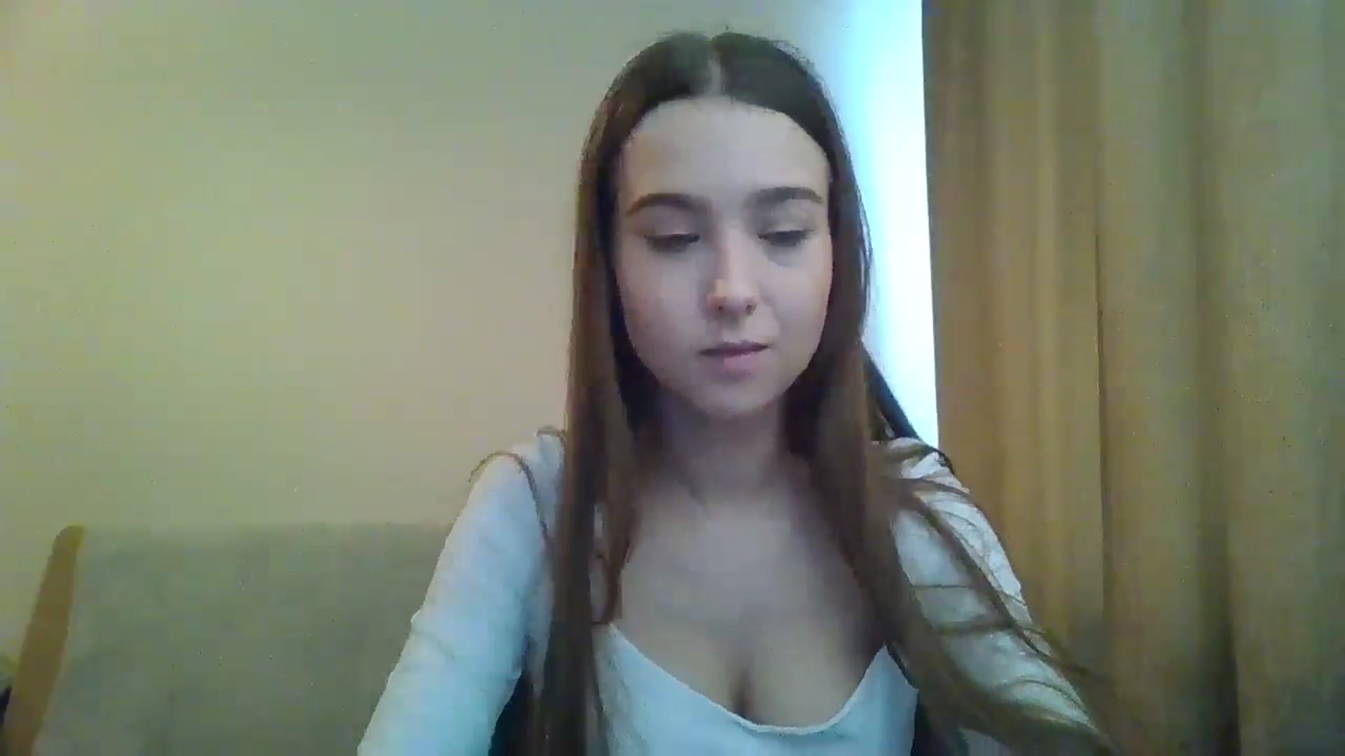 Gallery image thumbnail from ElariaVee's myfreecams stream on, 12/18/2025, 12:40 image 13 of 20