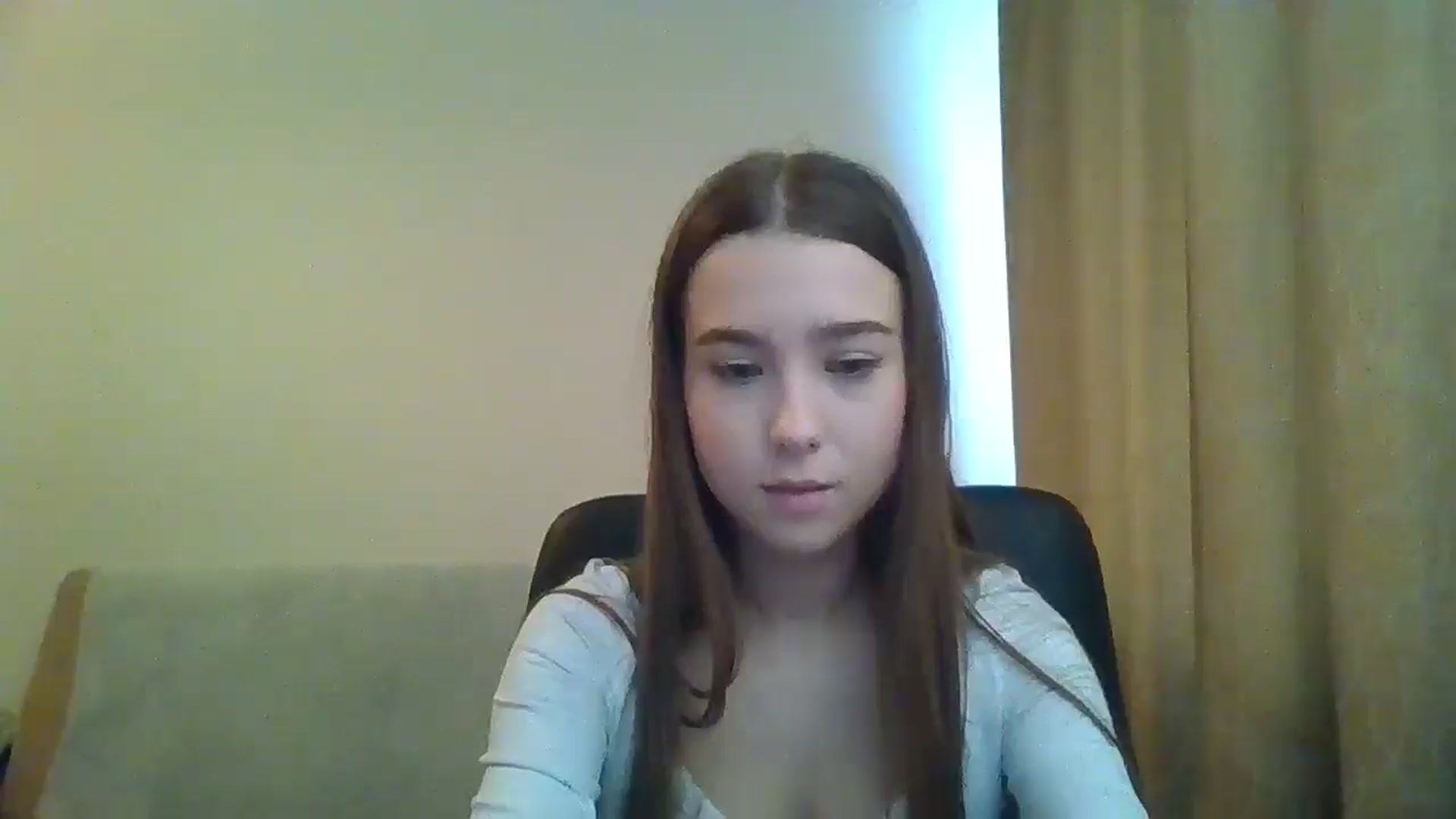 Gallery image thumbnail from ElariaVee's myfreecams stream on, 12/18/2025, 12:40 image 8 of 20