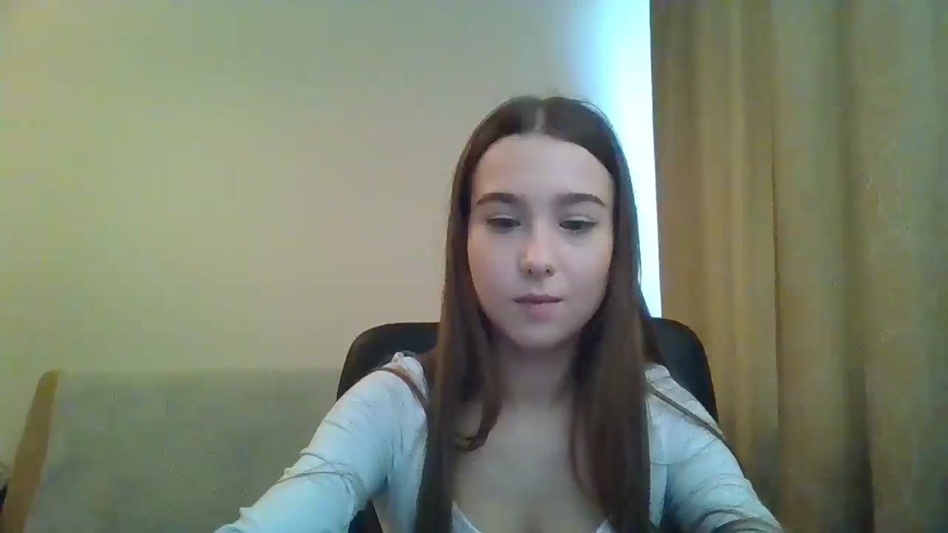 Gallery image thumbnail from ElariaVee's myfreecams stream on, 12/18/2025, 12:40 image 5 of 20