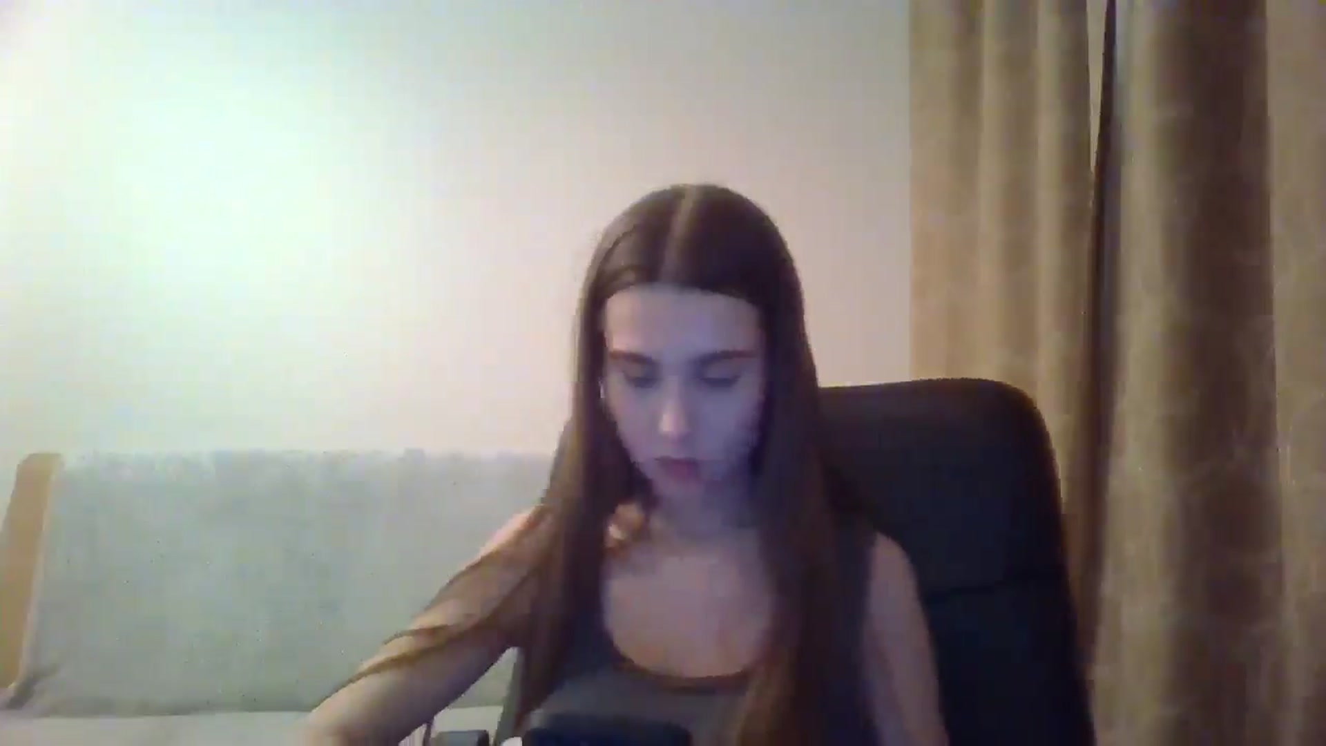 Gallery image thumbnail from ElariaVee's myfreecams stream on, 12/23/2025, 18:29 image 17 of 20