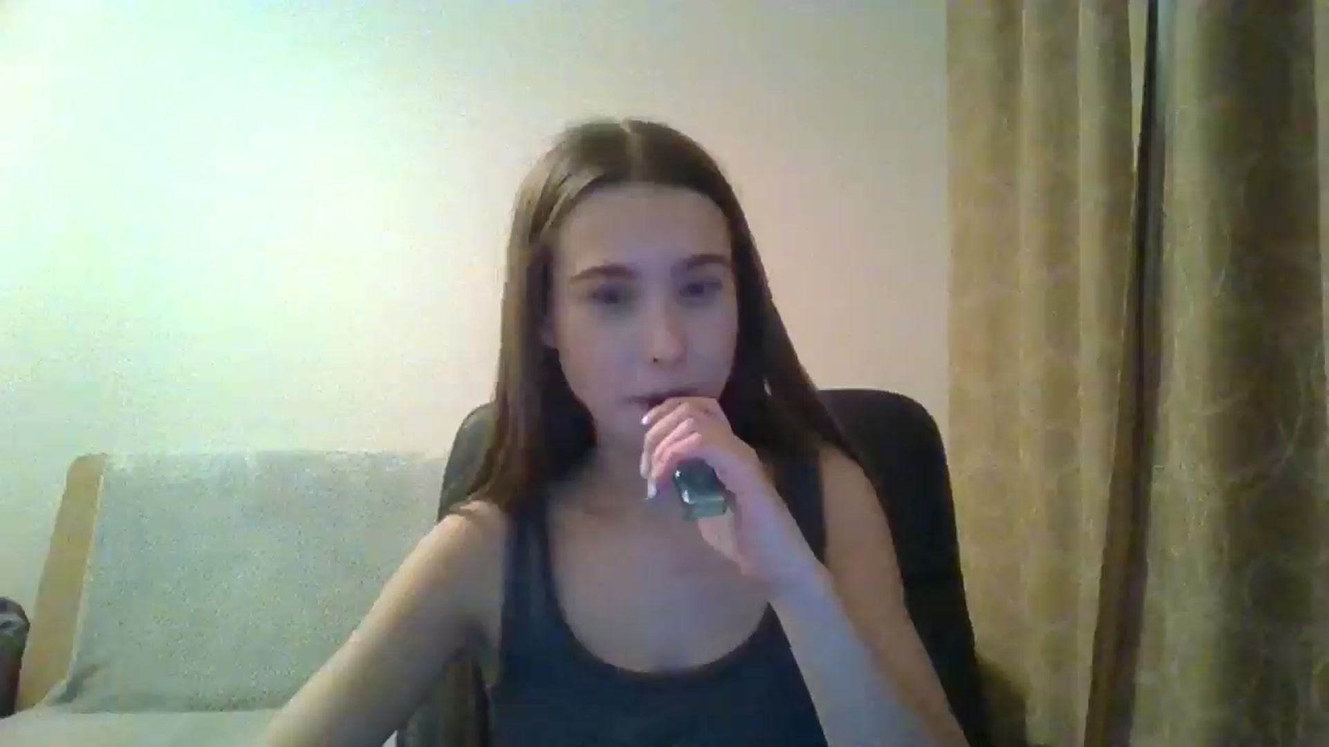 Gallery image thumbnail from ElariaVee's myfreecams stream on, 12/23/2025, 19:37 image 7 of 20