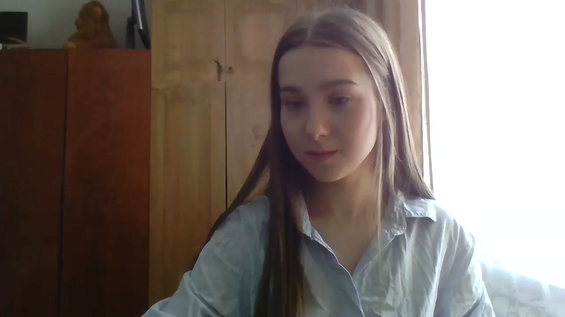 Gallery image thumbnail from ElariaVee's myfreecams stream on, 02/19/2026, 08:51 image 11 of 20