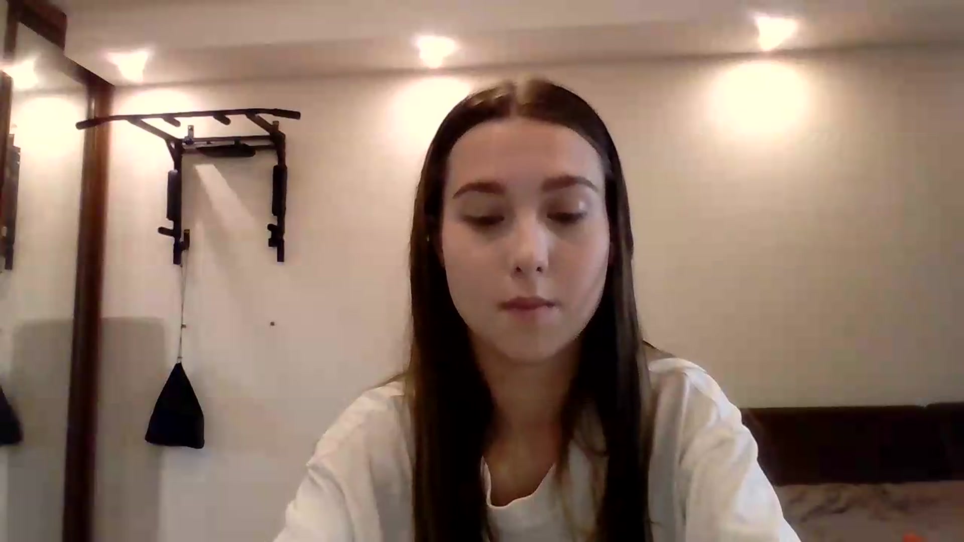 Gallery image thumbnail from ElariaVee's myfreecams stream on, 07/21/2026, 12:35 image 15 of 20