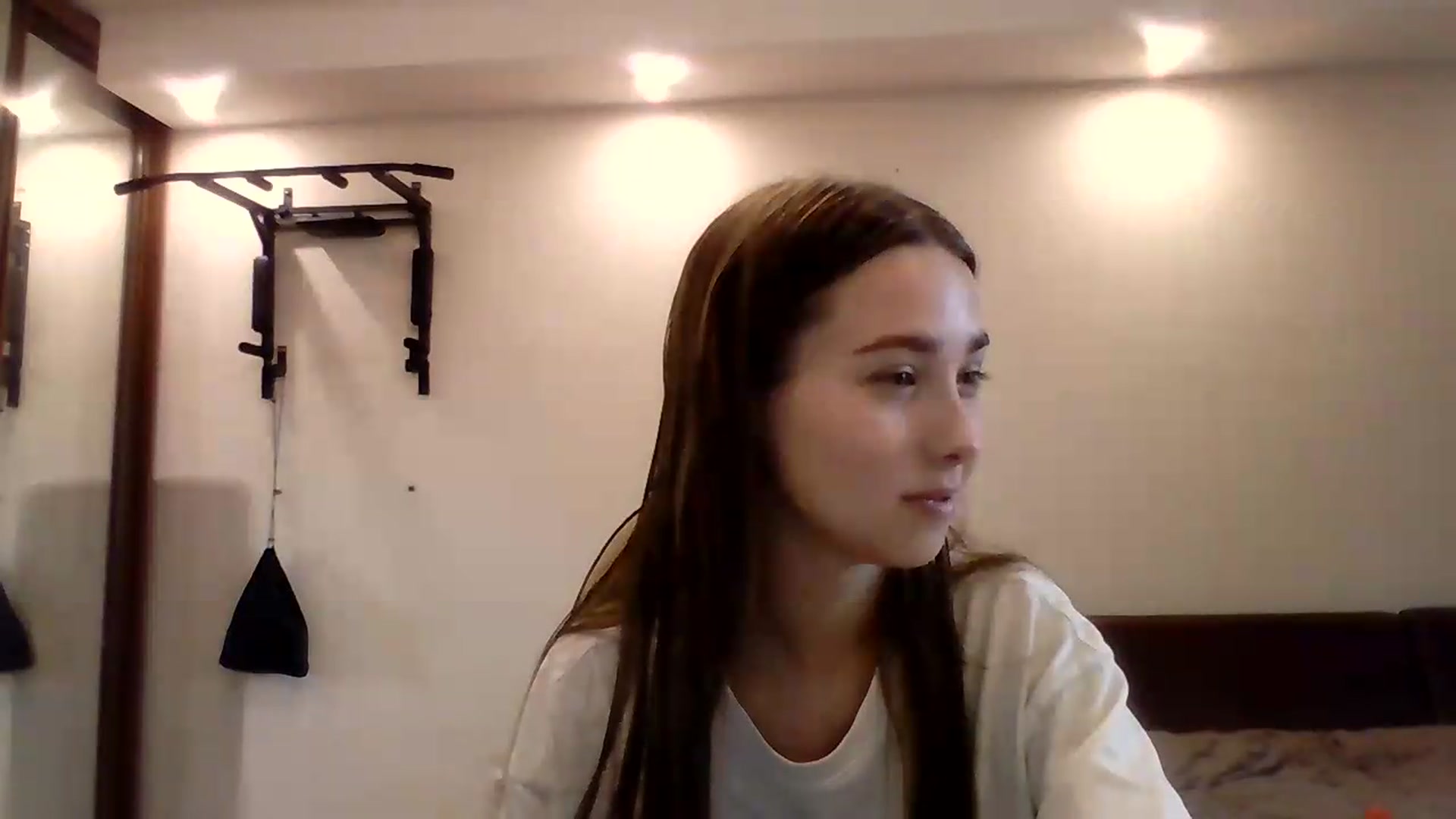 Gallery image thumbnail from ElariaVee's myfreecams stream on, 07/21/2026, 13:12 image 10 of 20