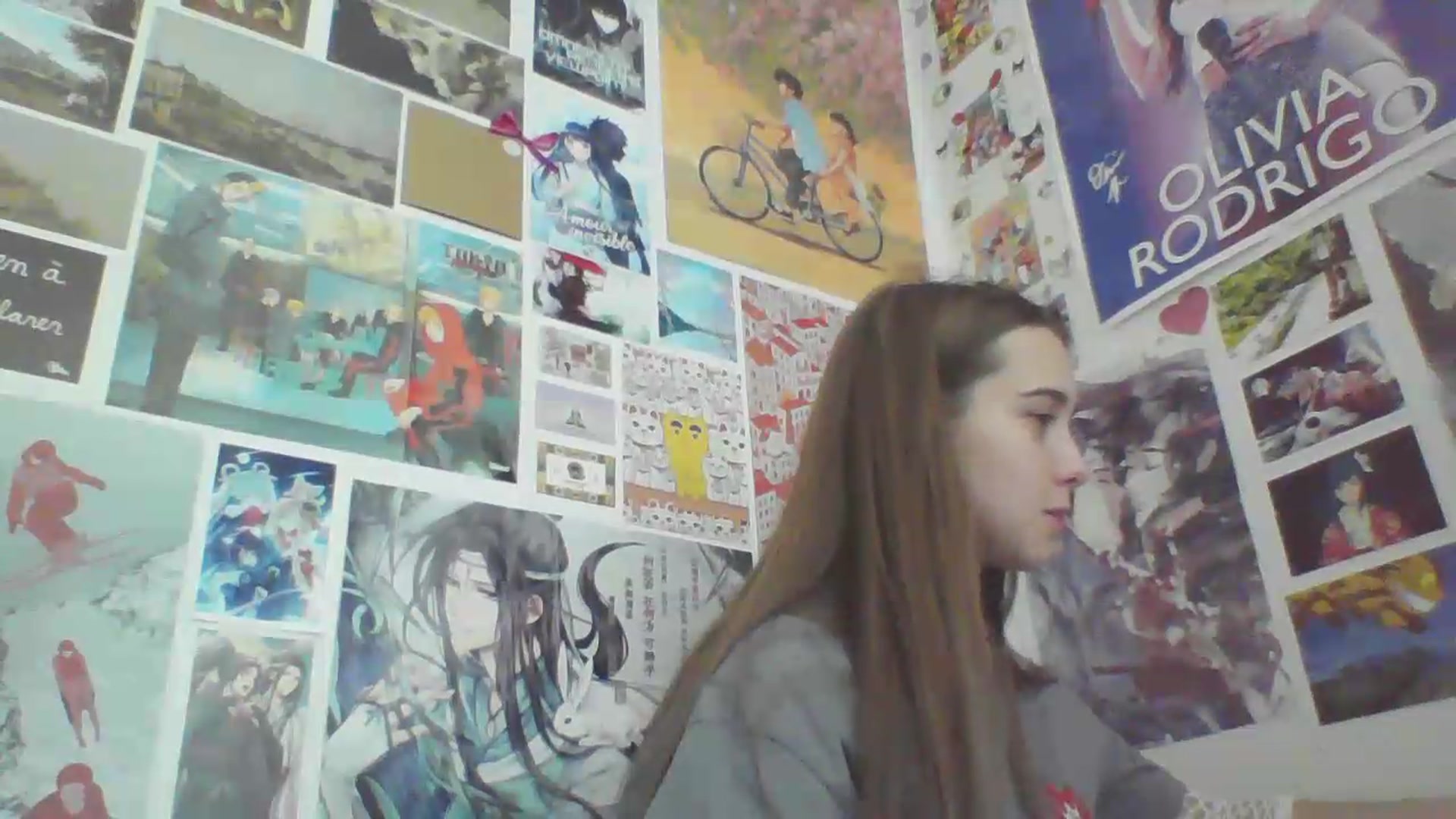 Gallery image thumbnail from ElariaVee's myfreecams stream on, 07/31/2026, 16:57 image 17 of 20
