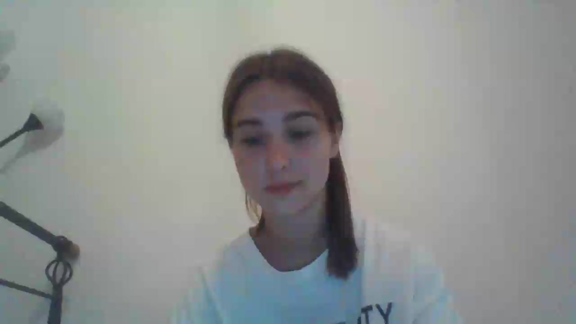 Gallery image thumbnail from ElariaVee's myfreecams stream on, 08/05/2026, 13:15 image 19 of 20