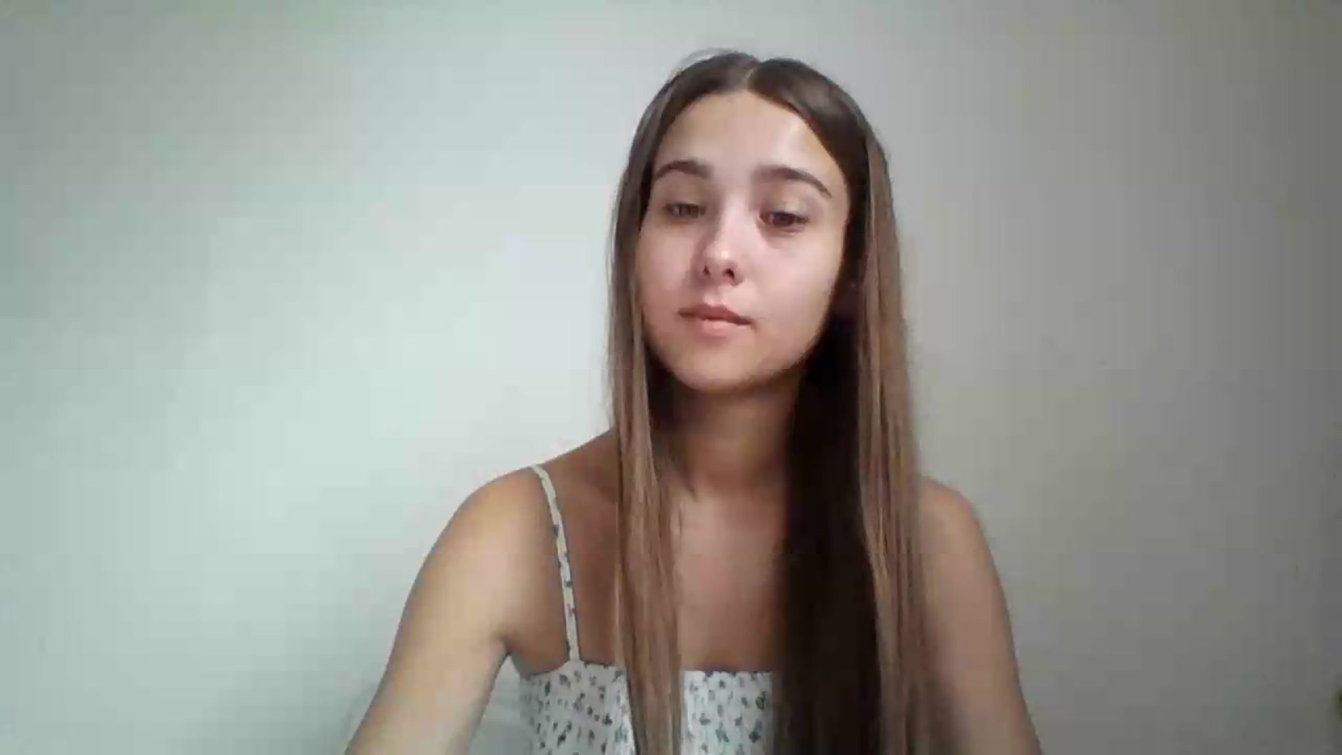 Gallery image thumbnail from ElariaVee's myfreecams stream on, 08/06/2026, 11:52 image 8 of 20