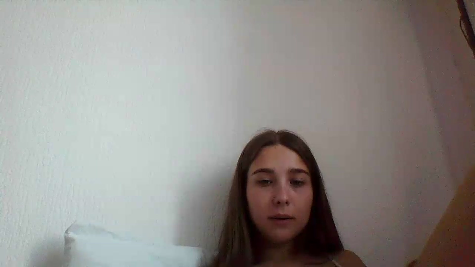 Gallery image thumbnail from ElariaVee's myfreecams stream on, 08/06/2026, 13:47 image 19 of 20
