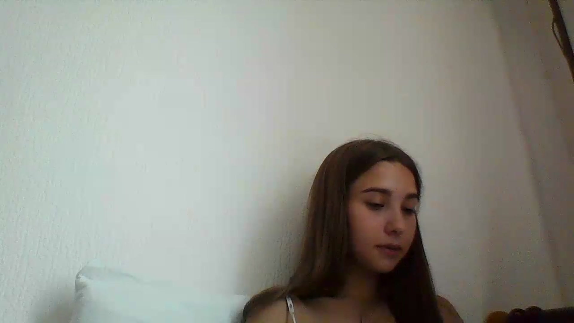 Gallery image thumbnail from ElariaVee's myfreecams stream on, 08/06/2026, 13:47 image 17 of 20