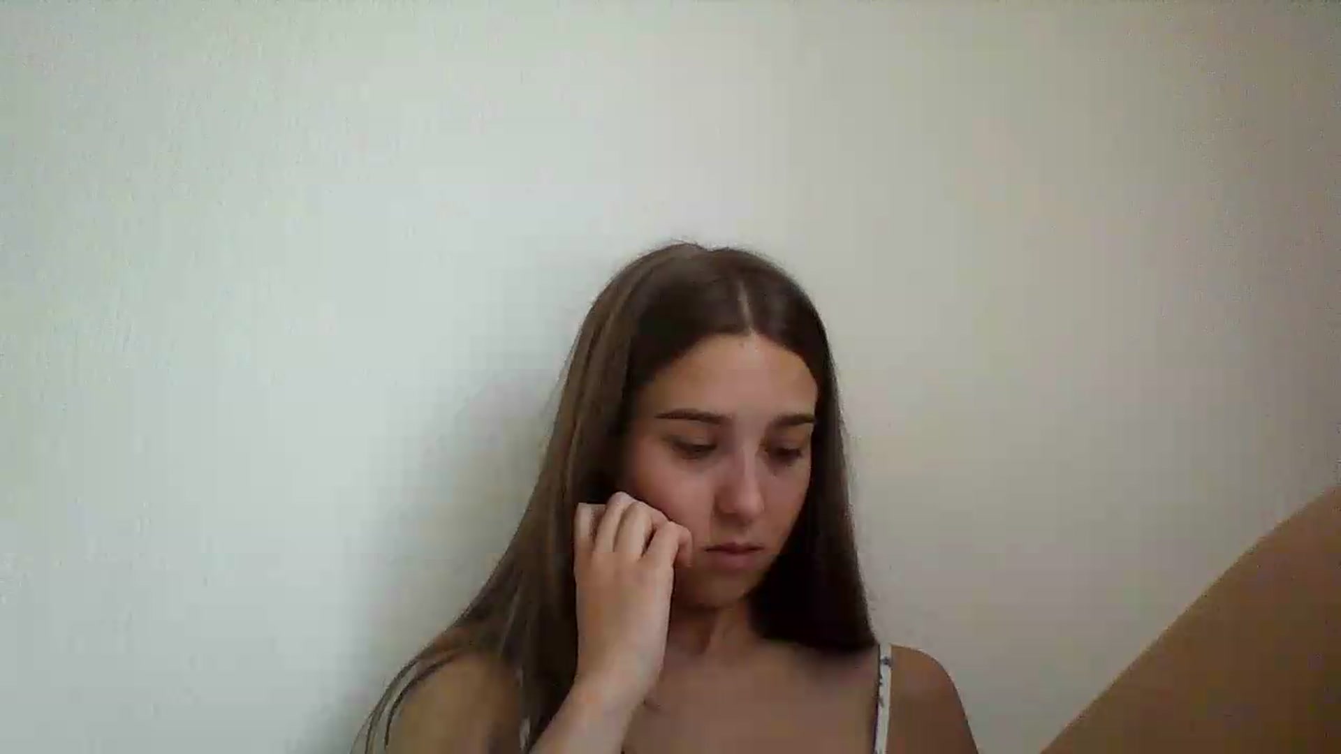 Gallery image thumbnail from ElariaVee's myfreecams stream on, 08/06/2026, 13:47 image 10 of 20