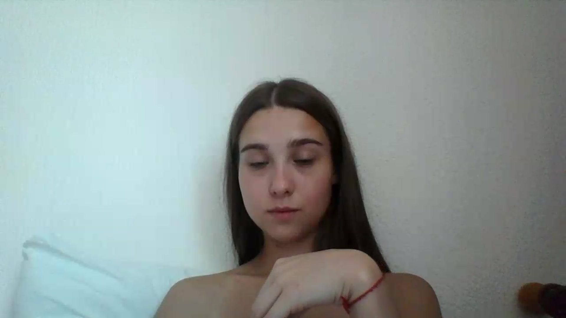Gallery image thumbnail from ElariaVee's myfreecams stream on, 08/06/2026, 14:31 image 19 of 20