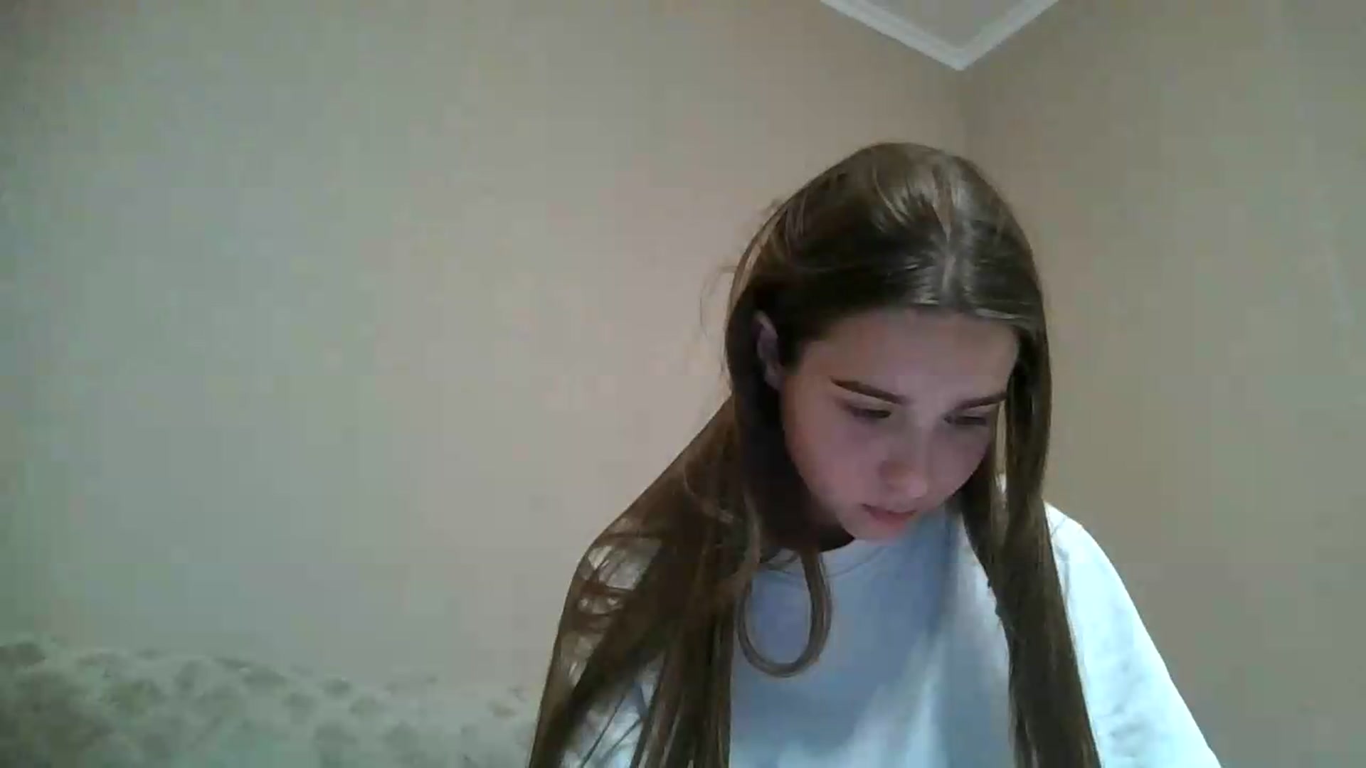 Gallery image thumbnail from ElariaVee's myfreecams stream on, 08/14/2026, 11:45 image 19 of 20